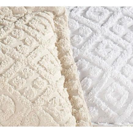 Full size Diamond Pattern Cotton Chenille Bedspread in White - PRHOMZ