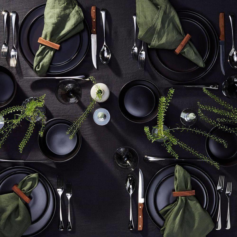 16-Piece Stoneware Dinnerware Set in Matte Black - Service for 4 - PRHOMZ