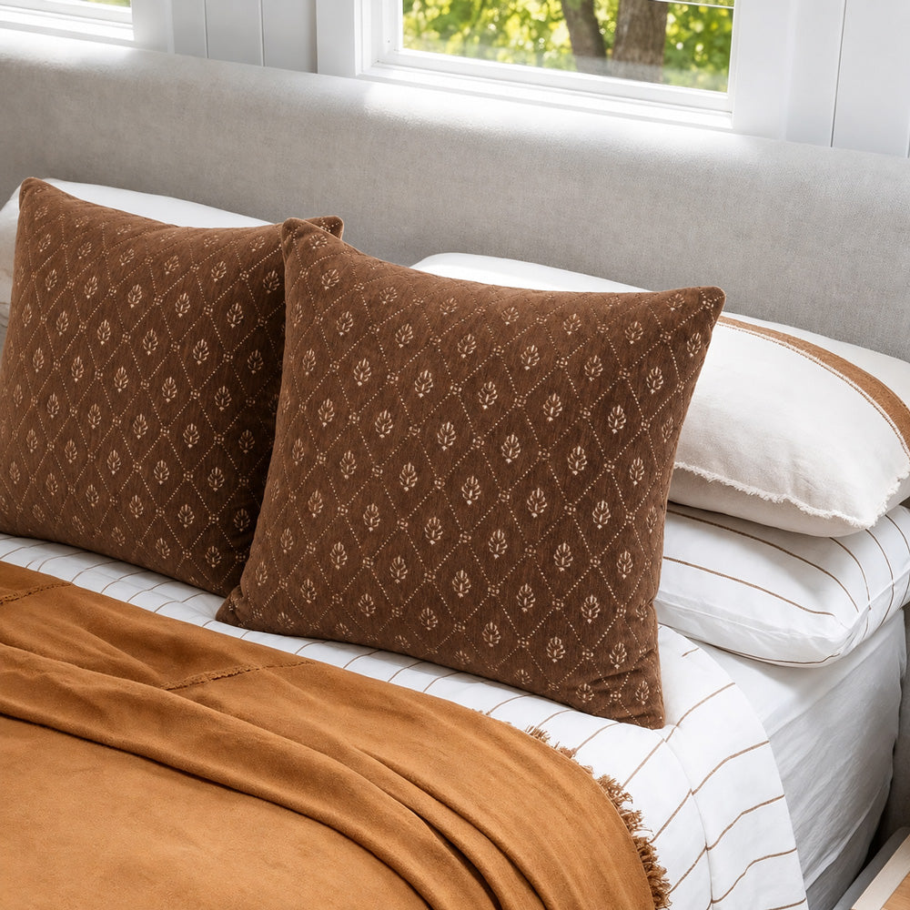 Scarlett Caramel Diamond Trellis Pillow Cover