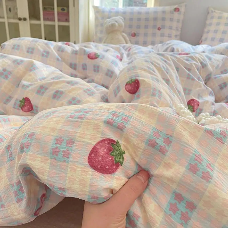 Strawberry Bedding Queen Duvet Set