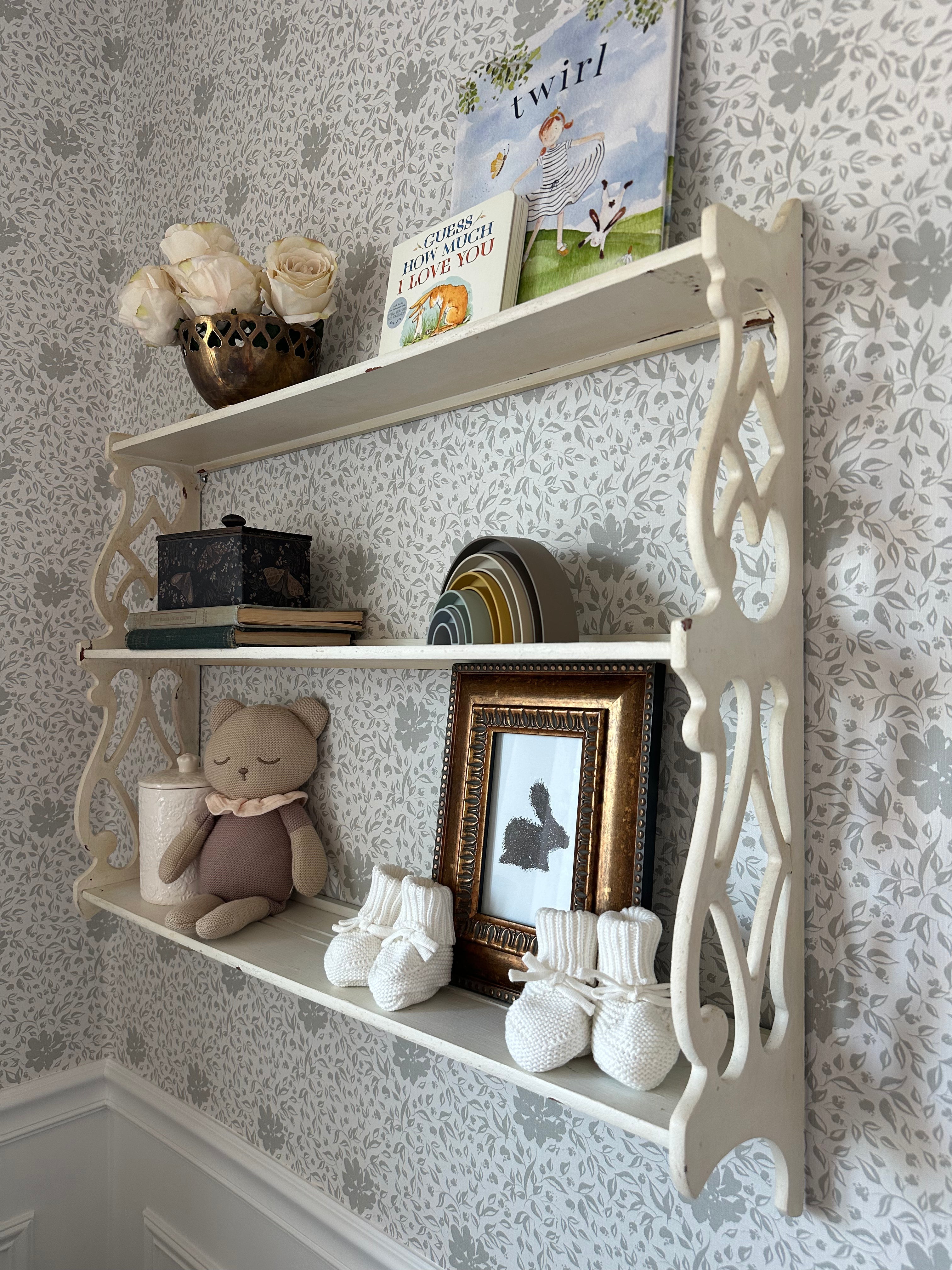 Layla Wallpaper by Ali Anni