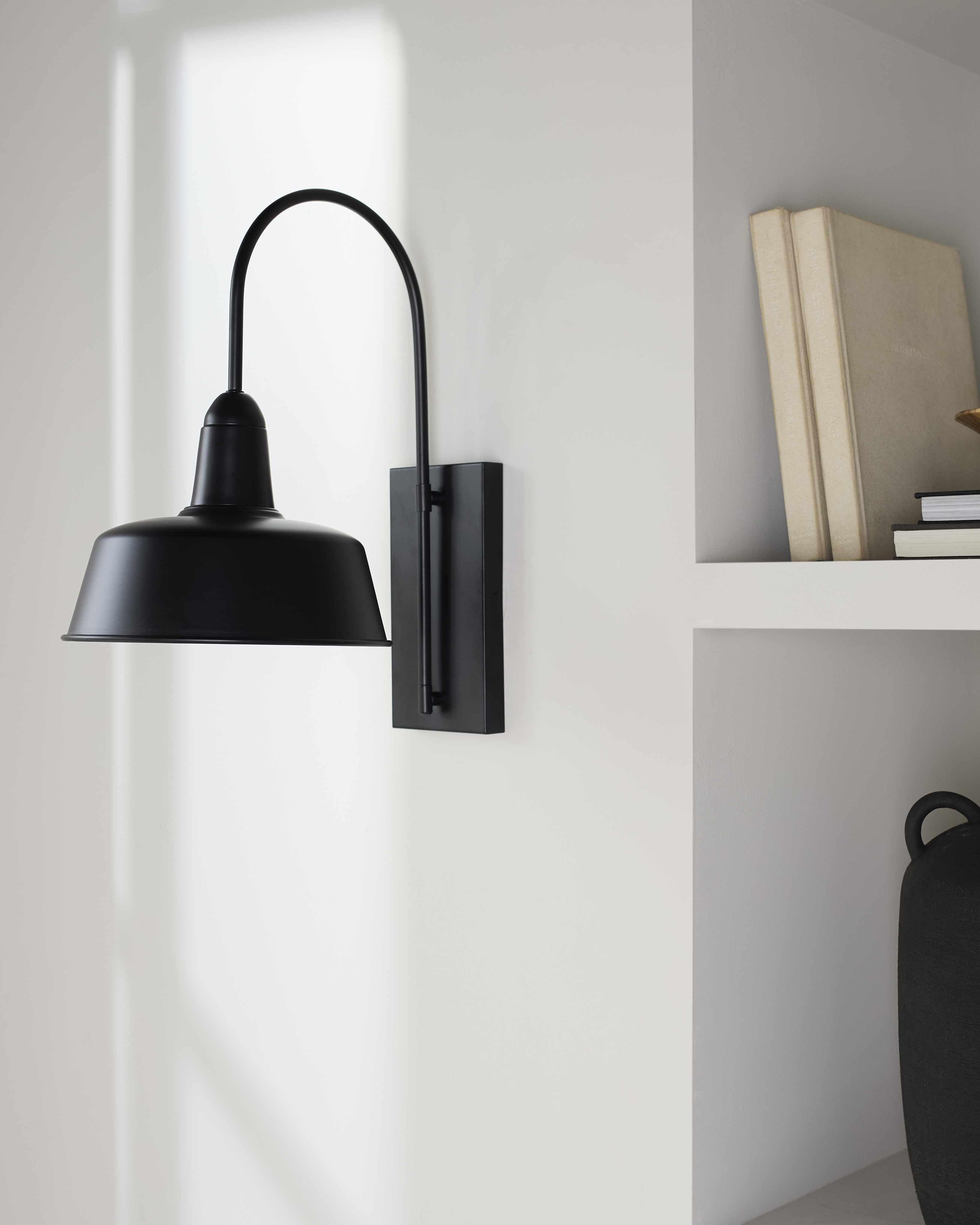 Tettenweis Wall Sconce - PRHOMZ