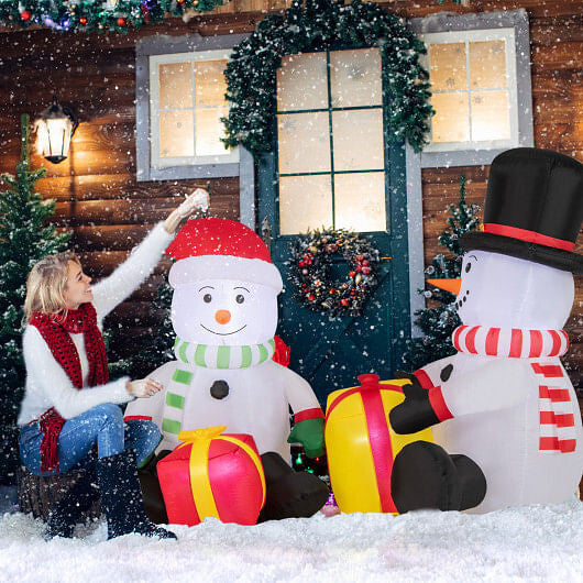 5 Feet 2 Cute Blow-up Snowman Christmas Inflatables with Gift Boxes-3