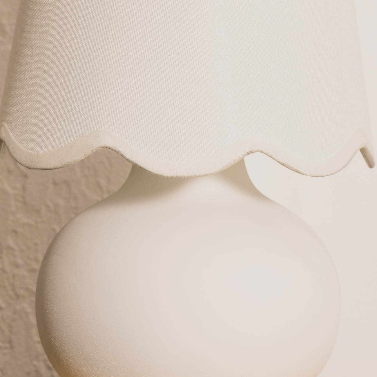Theisseil White Table Lamp-3