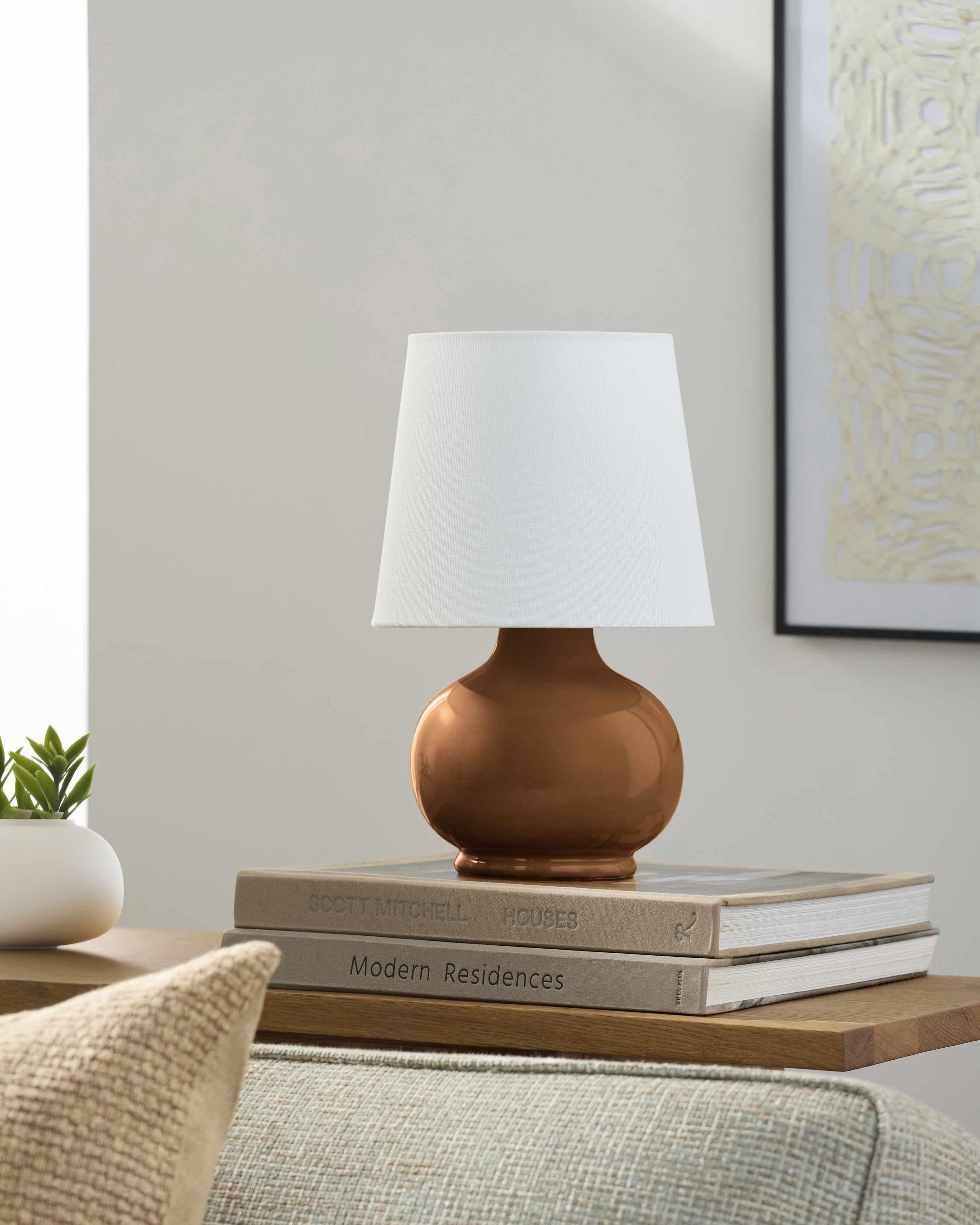 Theisseil Table Lamp - PRHOMZ
