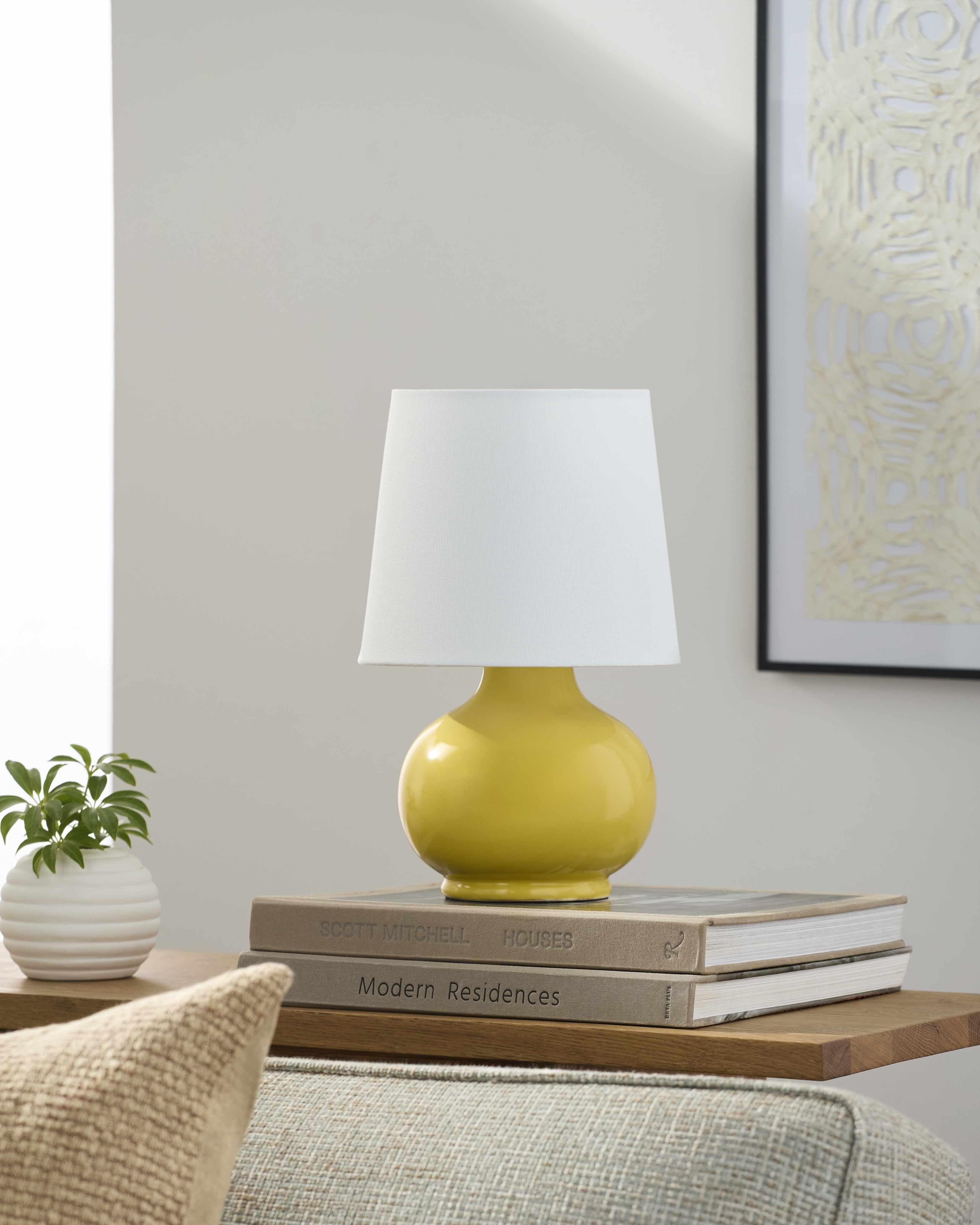 Theisseil Table Lamp - PRHOMZ