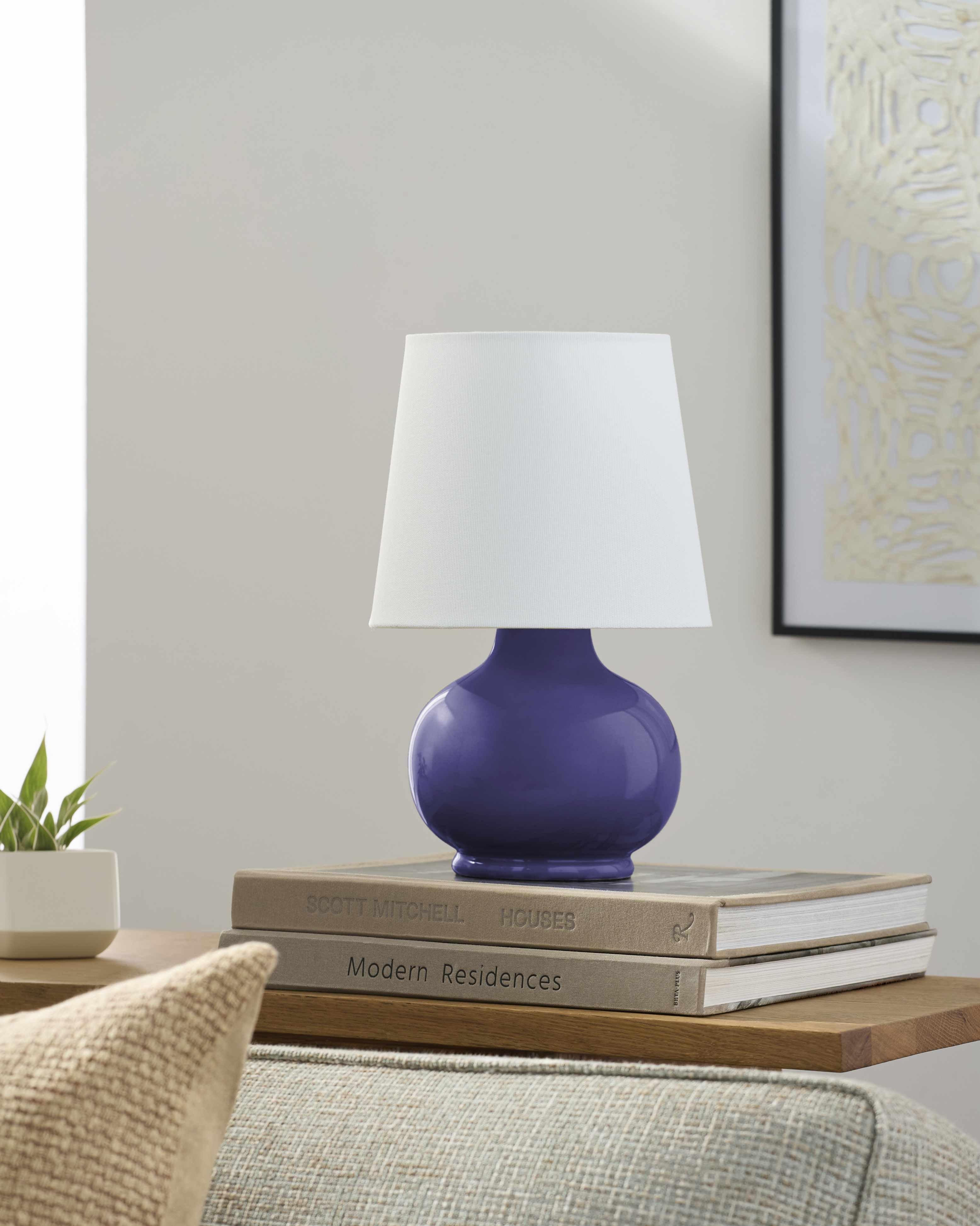Theisseil Table Lamp - PRHOMZ