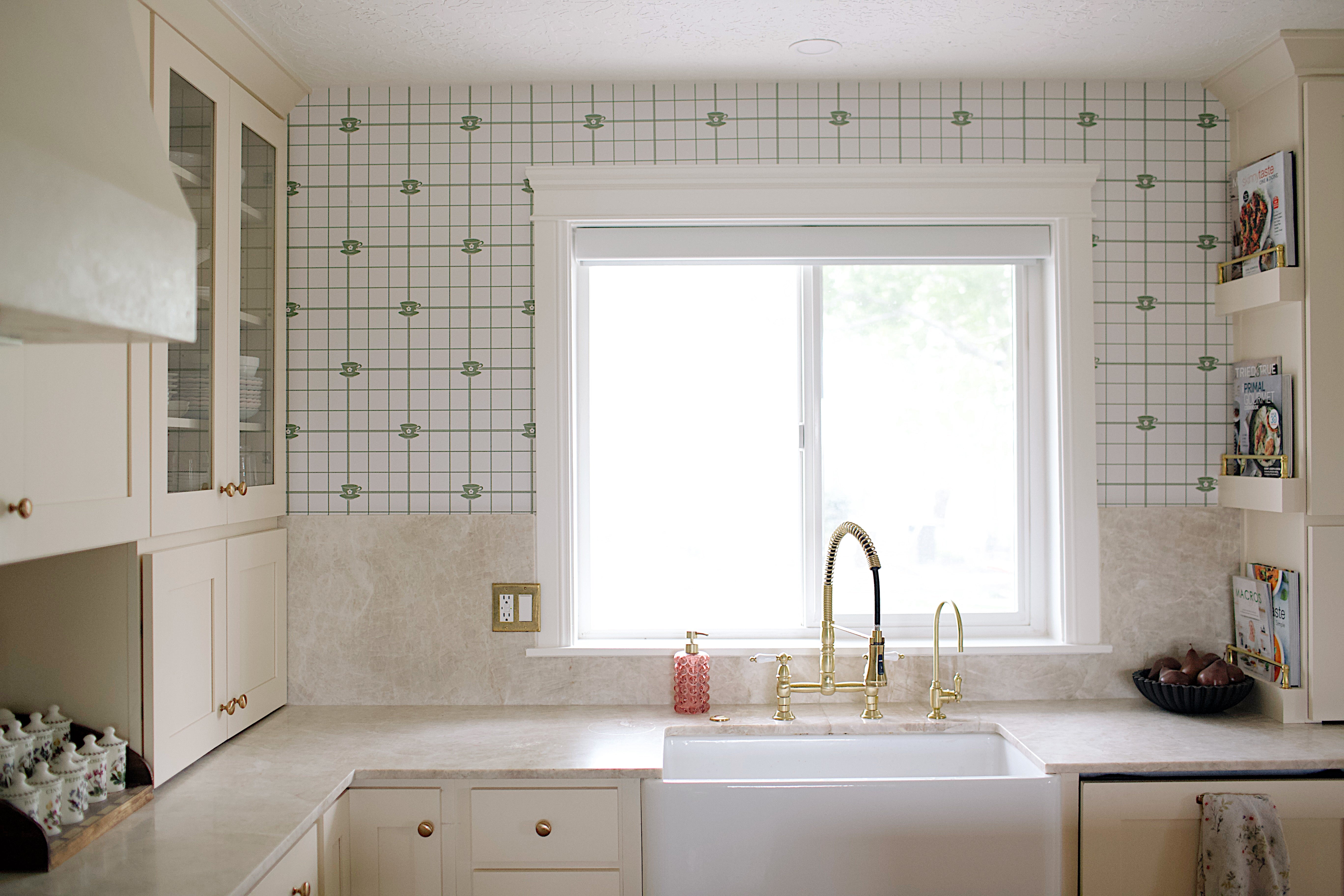 Peggy Wallpaper by Jensen Lang x Aubrey Fairchild