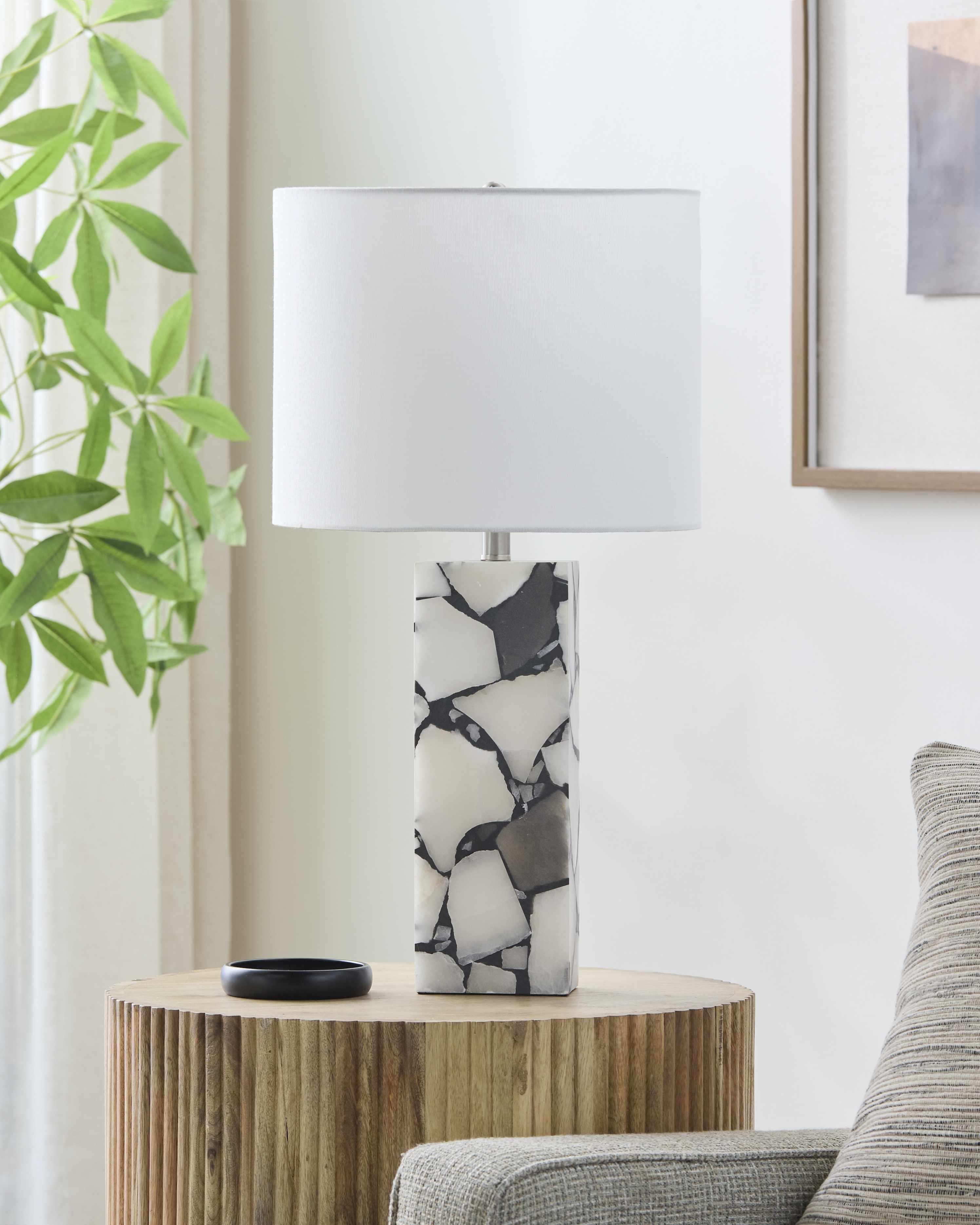 Vosselaar Table Lamp - PRHOMZ