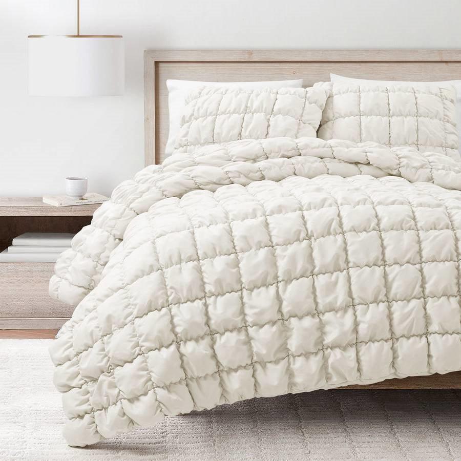 Twin/XL Soft Lightweight Puff Textured 2-Piece Comforter Set in Off White - PRHOMZ