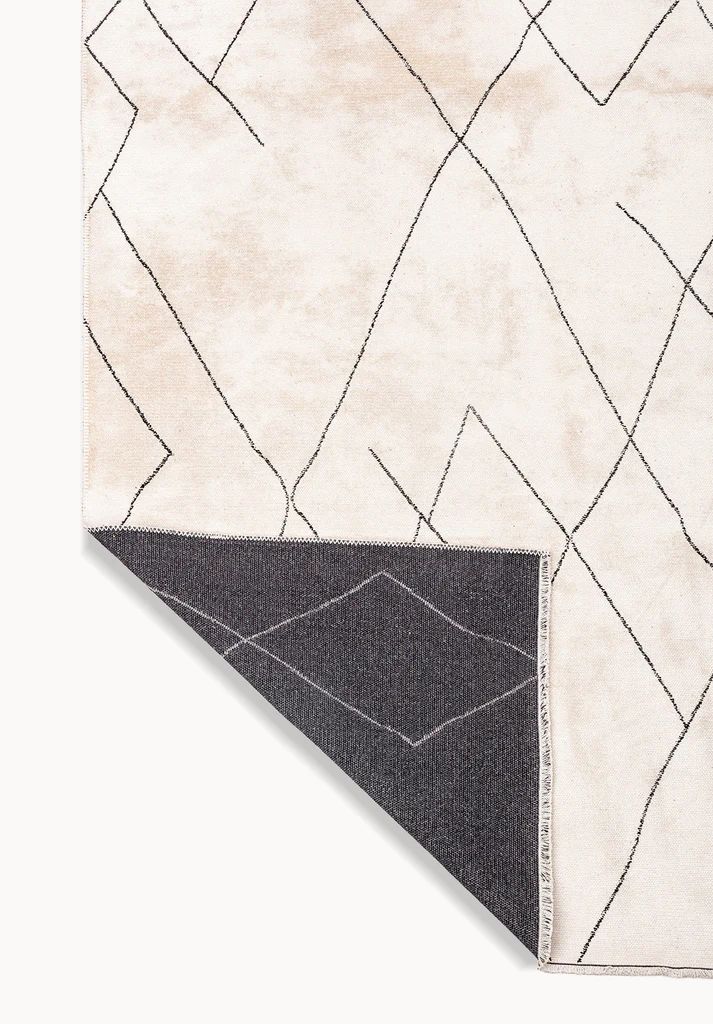 Sophisticated Black Fine Patterned Rug - Elegant Area Rug | Alpken