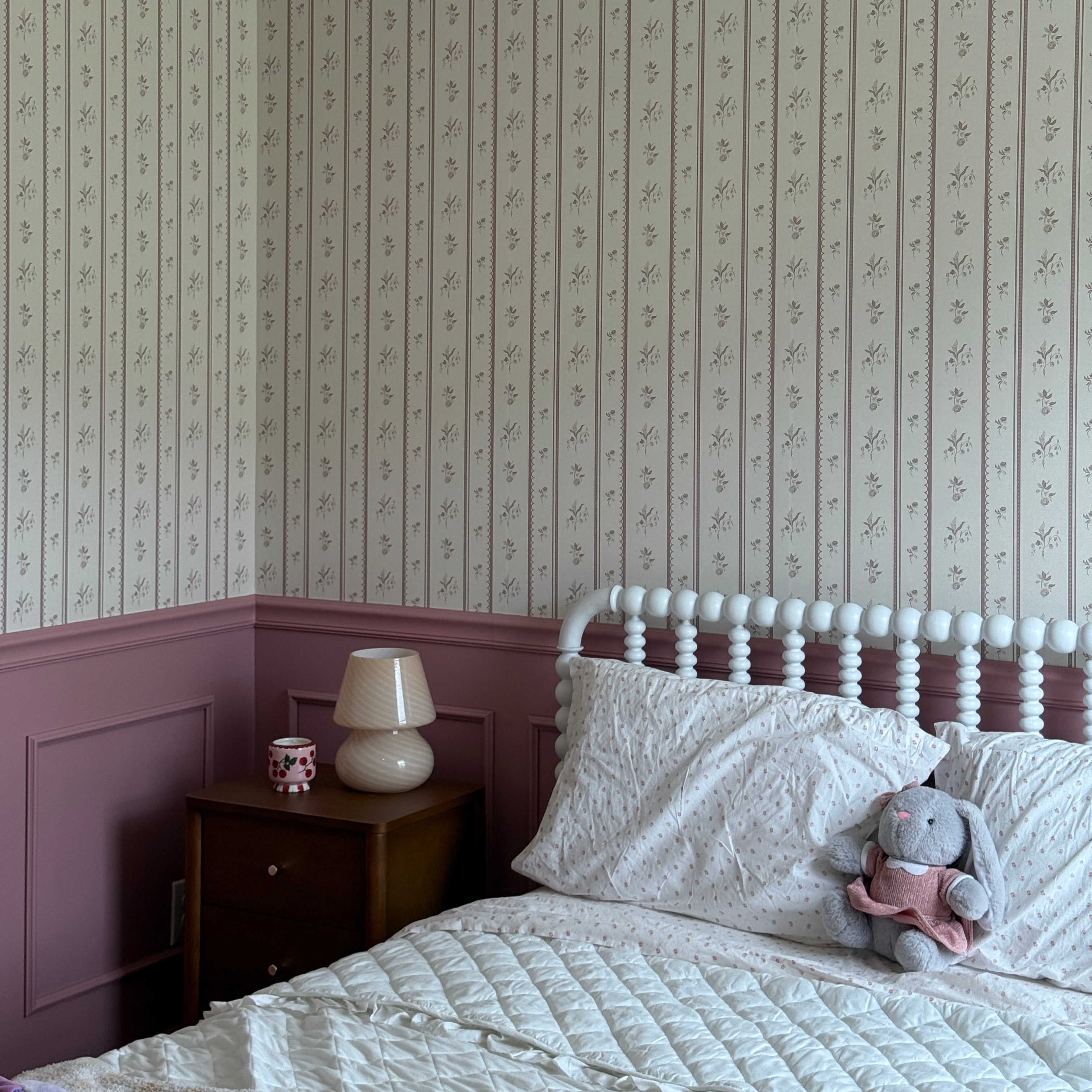 Lottie Wallpaper by Ali Anni