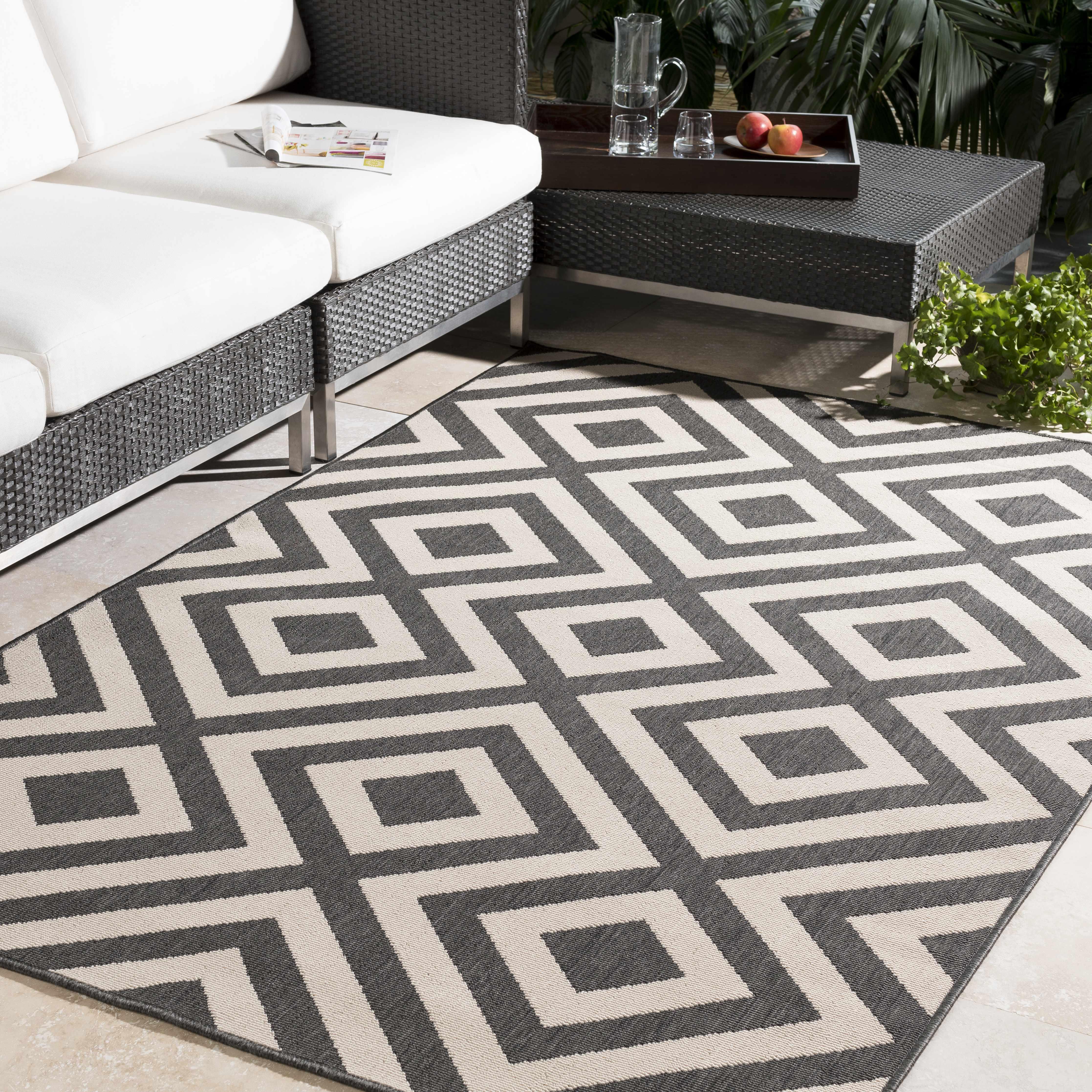 Spilsby Black Trellis Outdoor Rug - PRHOMZ