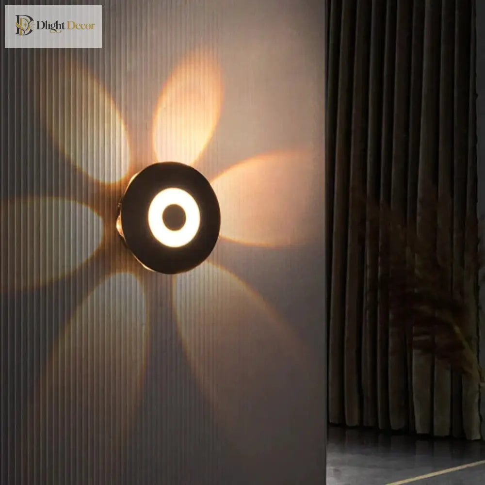 Amandine LED Outdoor Wall Light | Modern Outdoor Lighting
