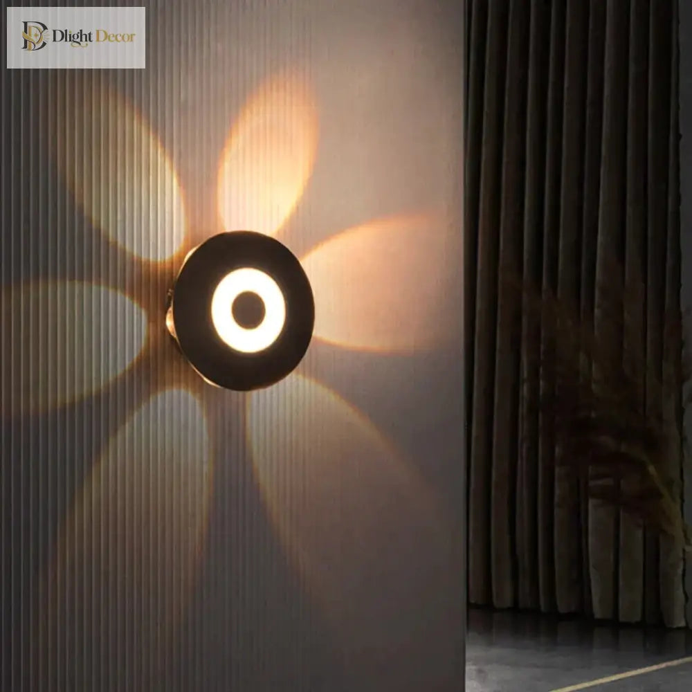Amandine LED Outdoor Wall Light | Modern Outdoor Lighting