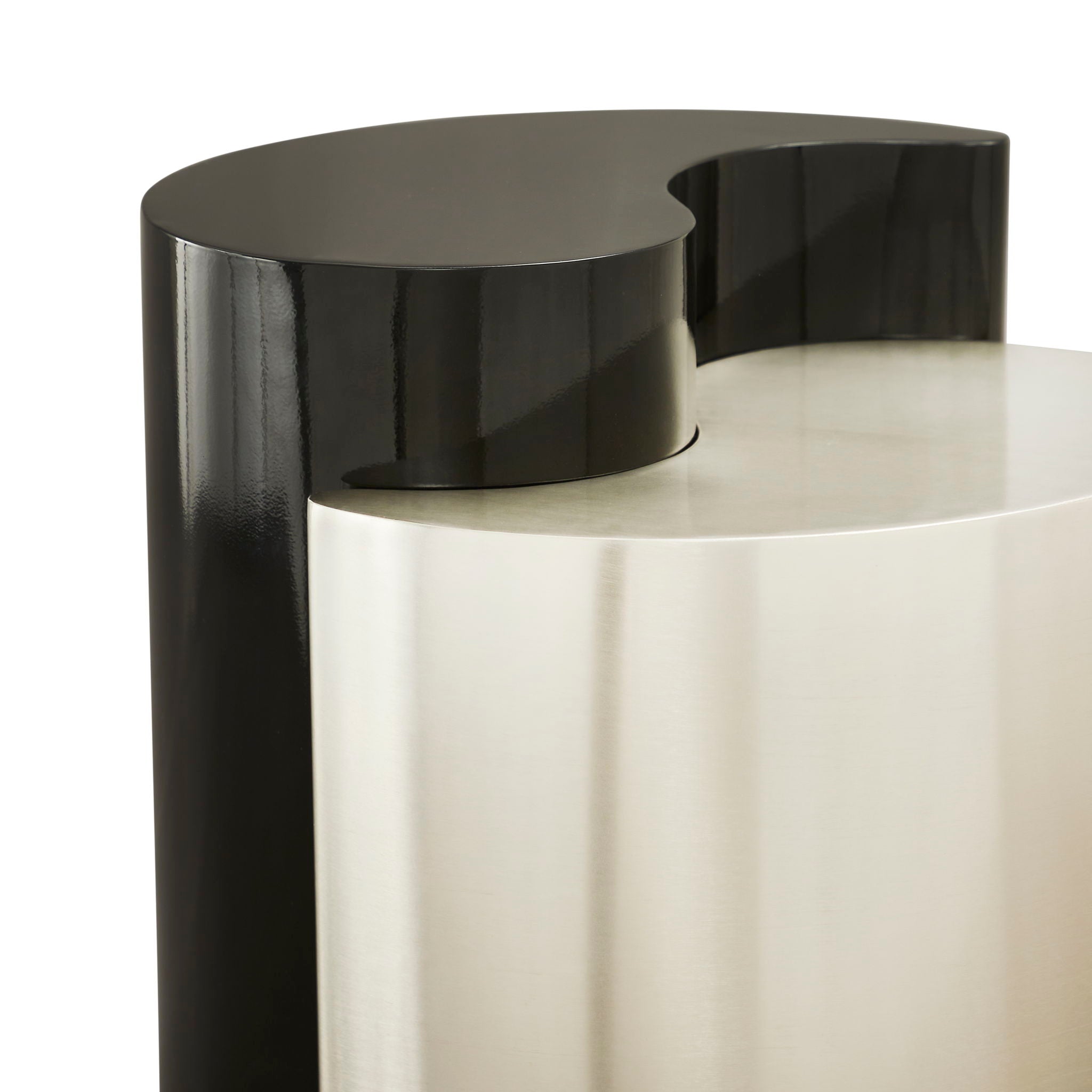 Ying Yang - Table