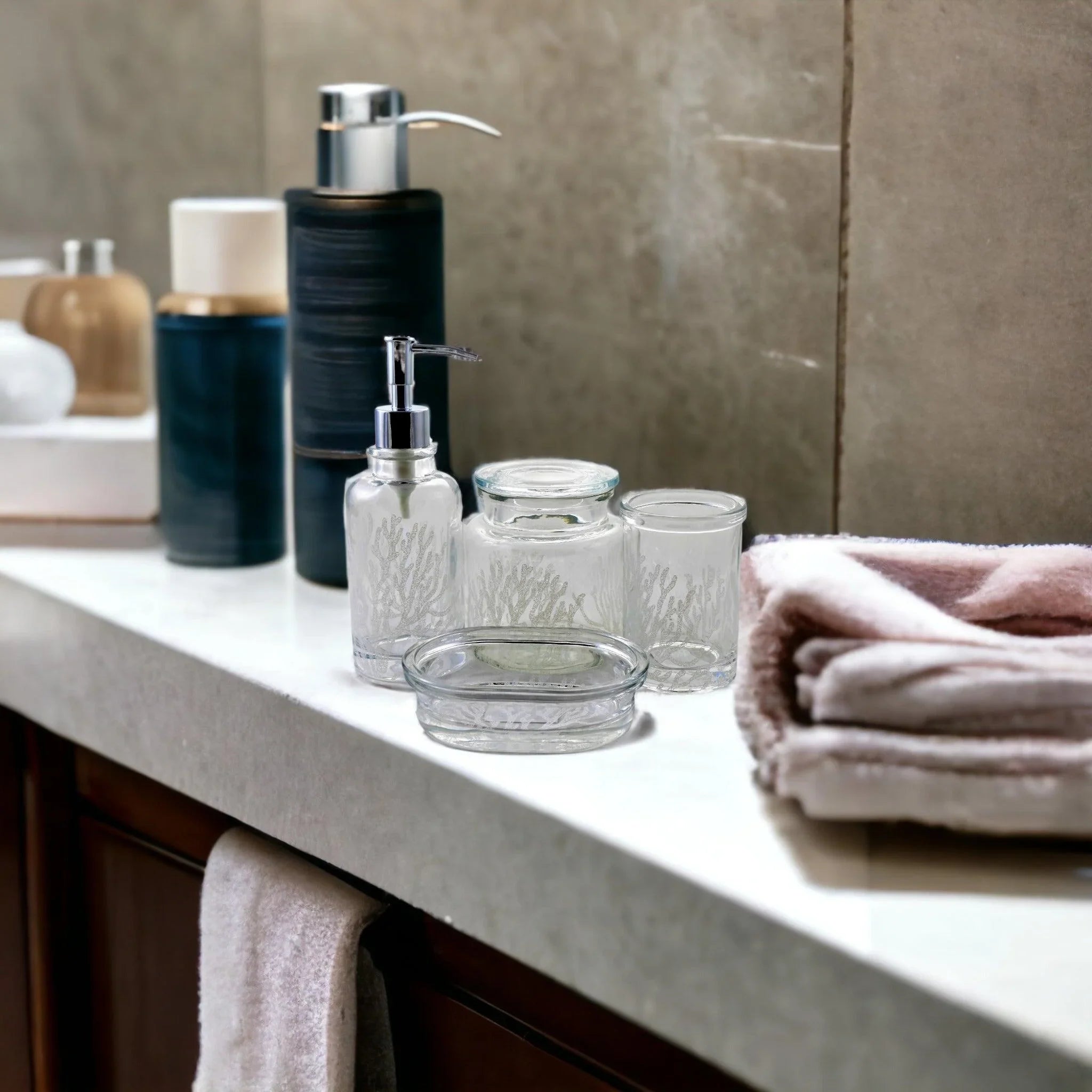 Clear 4-Piece Bathroom Accessory Set | Arctic Collection