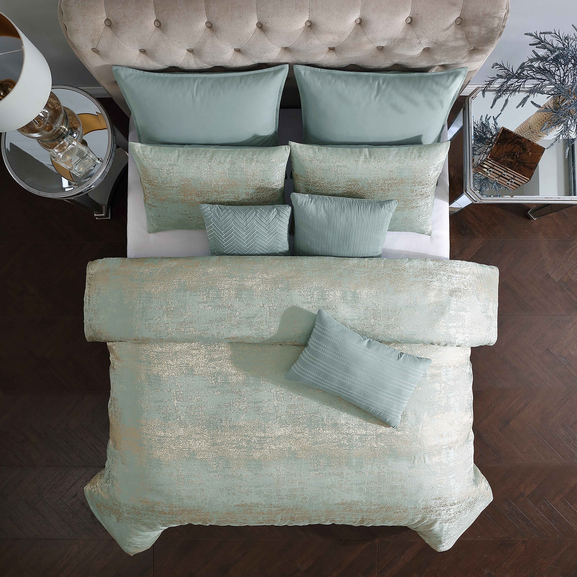 Vesta Gold Satin Circle-Quilted 7-Piece Comforter Set