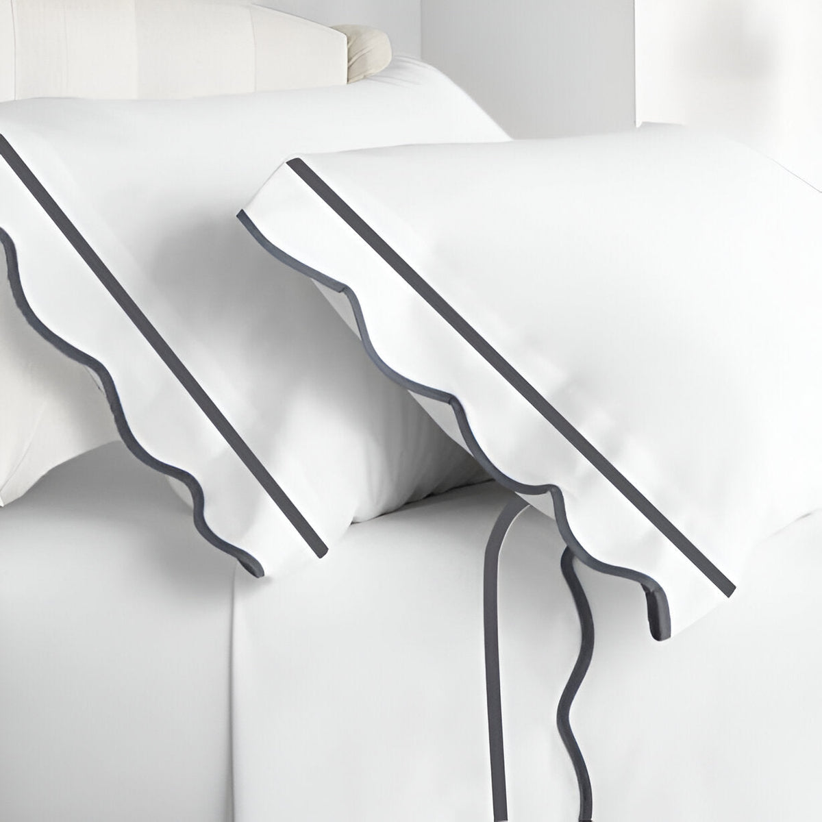 400TC Cotton Scallop Embroidery & Border Sateen Solid Pillowcases (Set Of 2)