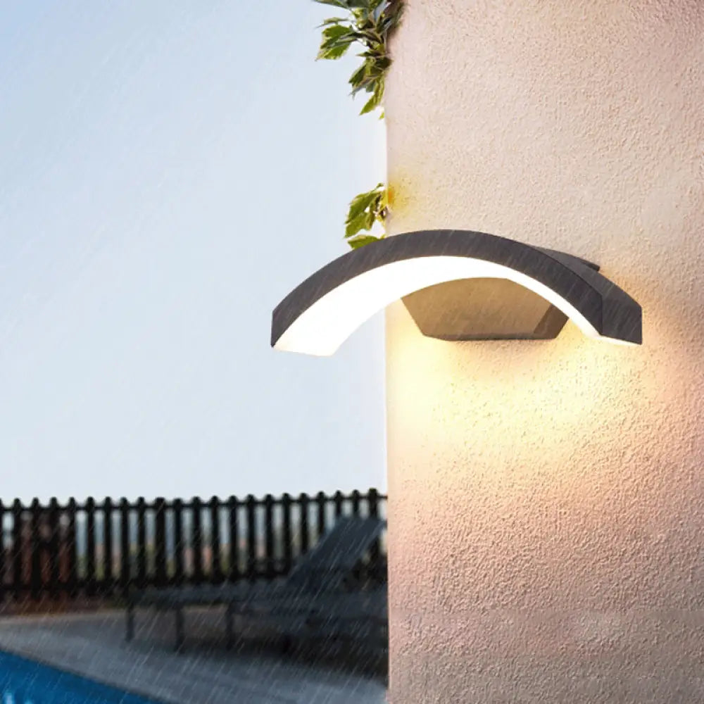 Enduring Modern Wall Sconce | Bedroom & Hallway Lighting