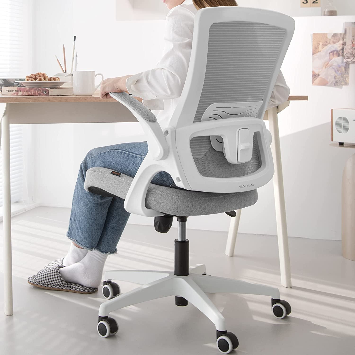 Ergonomic High Back Office Chair With Lumbar Support