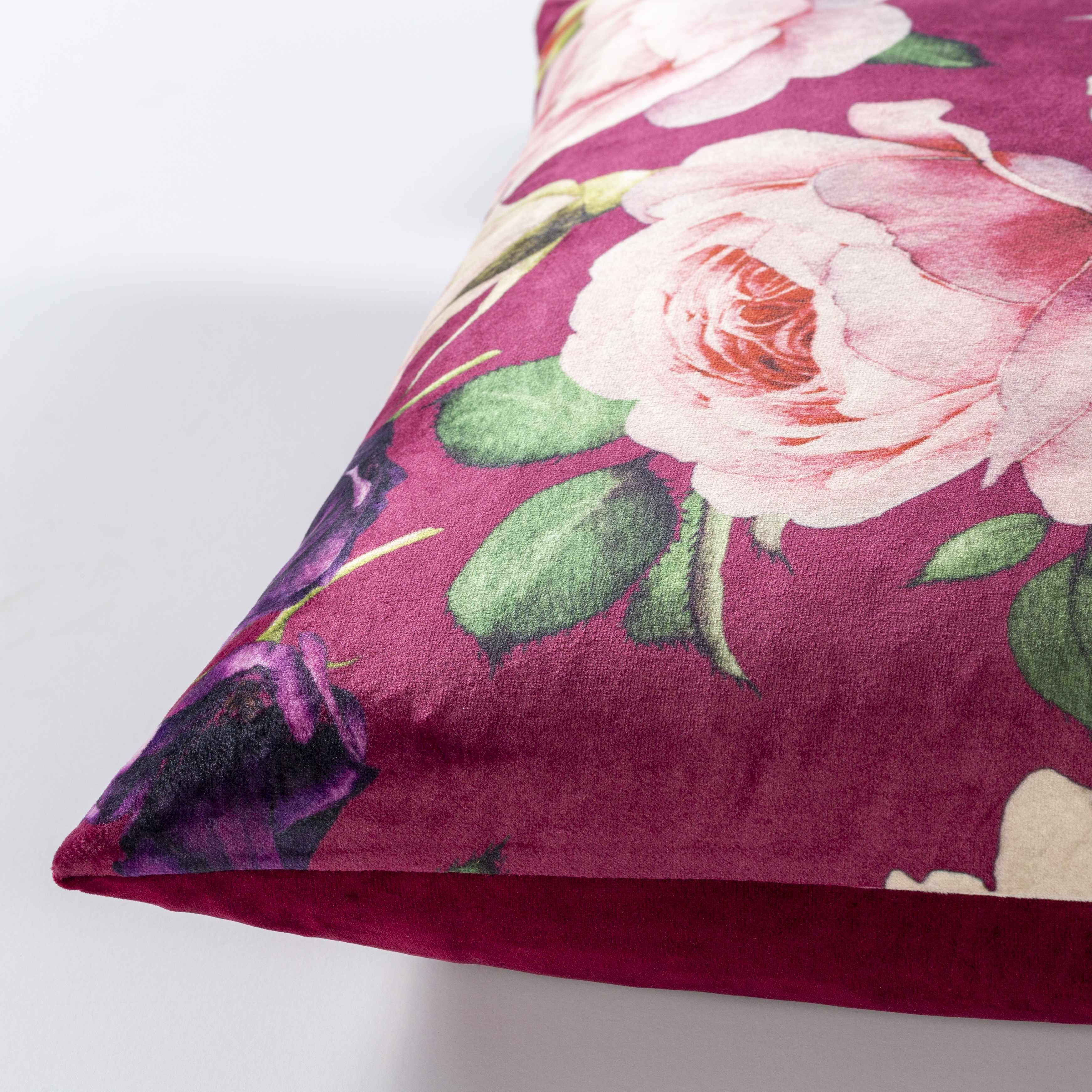 Gaven Throw Pillow - Clearance-1