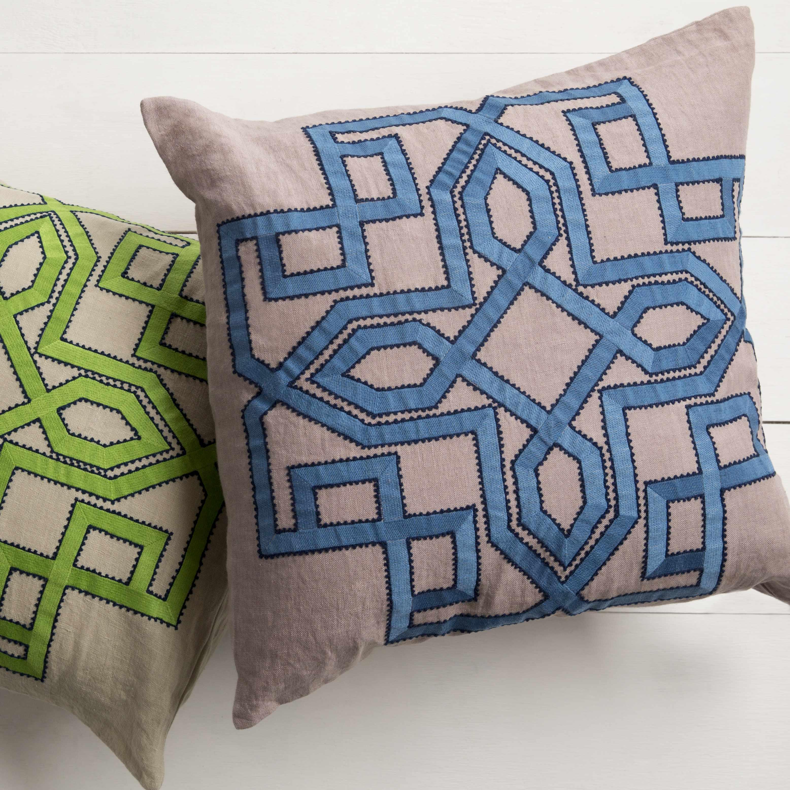 Flexbury Throw Pillow - Clearance - PRHOMZ