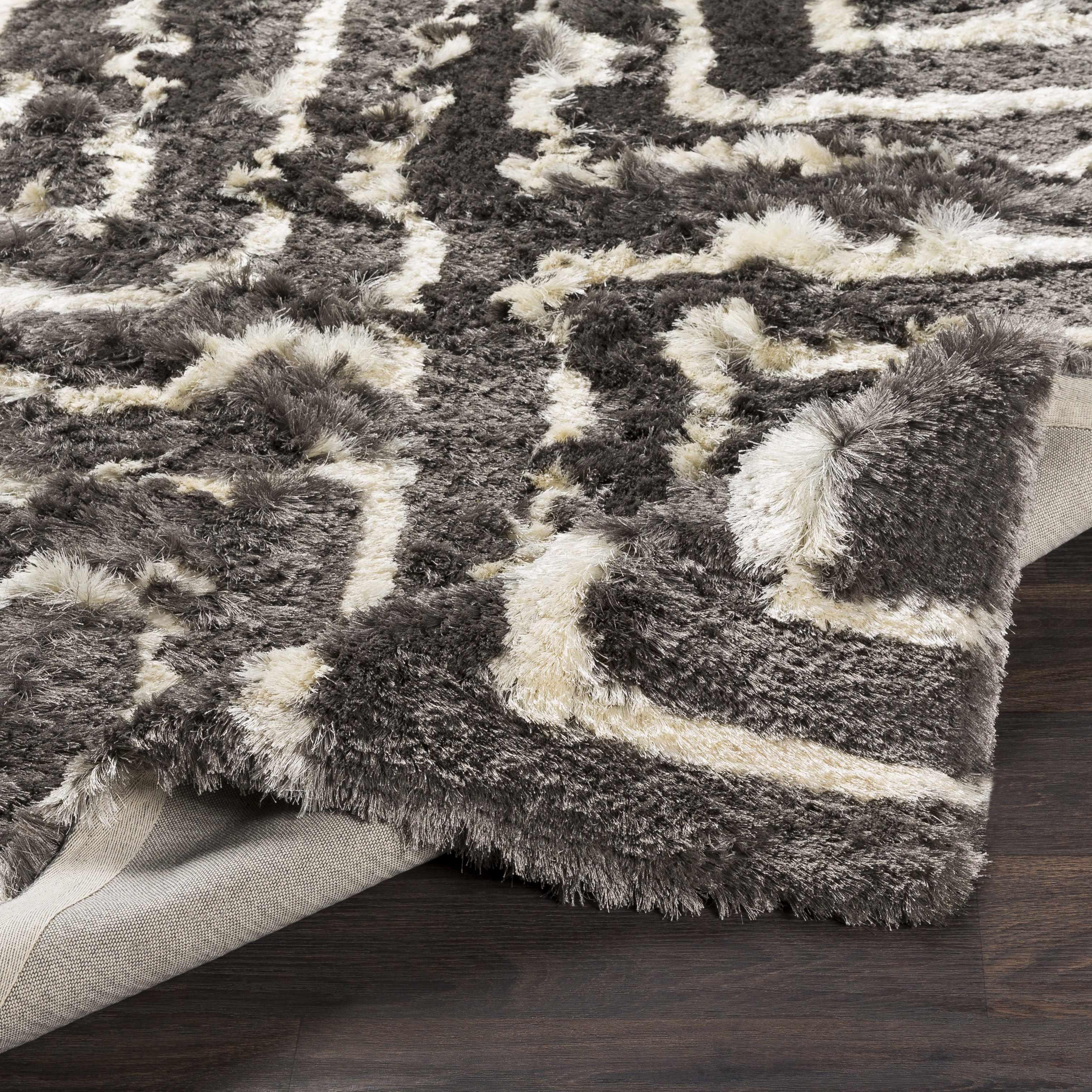 Henlawson Area Rug - Clearance - PRHOMZ
