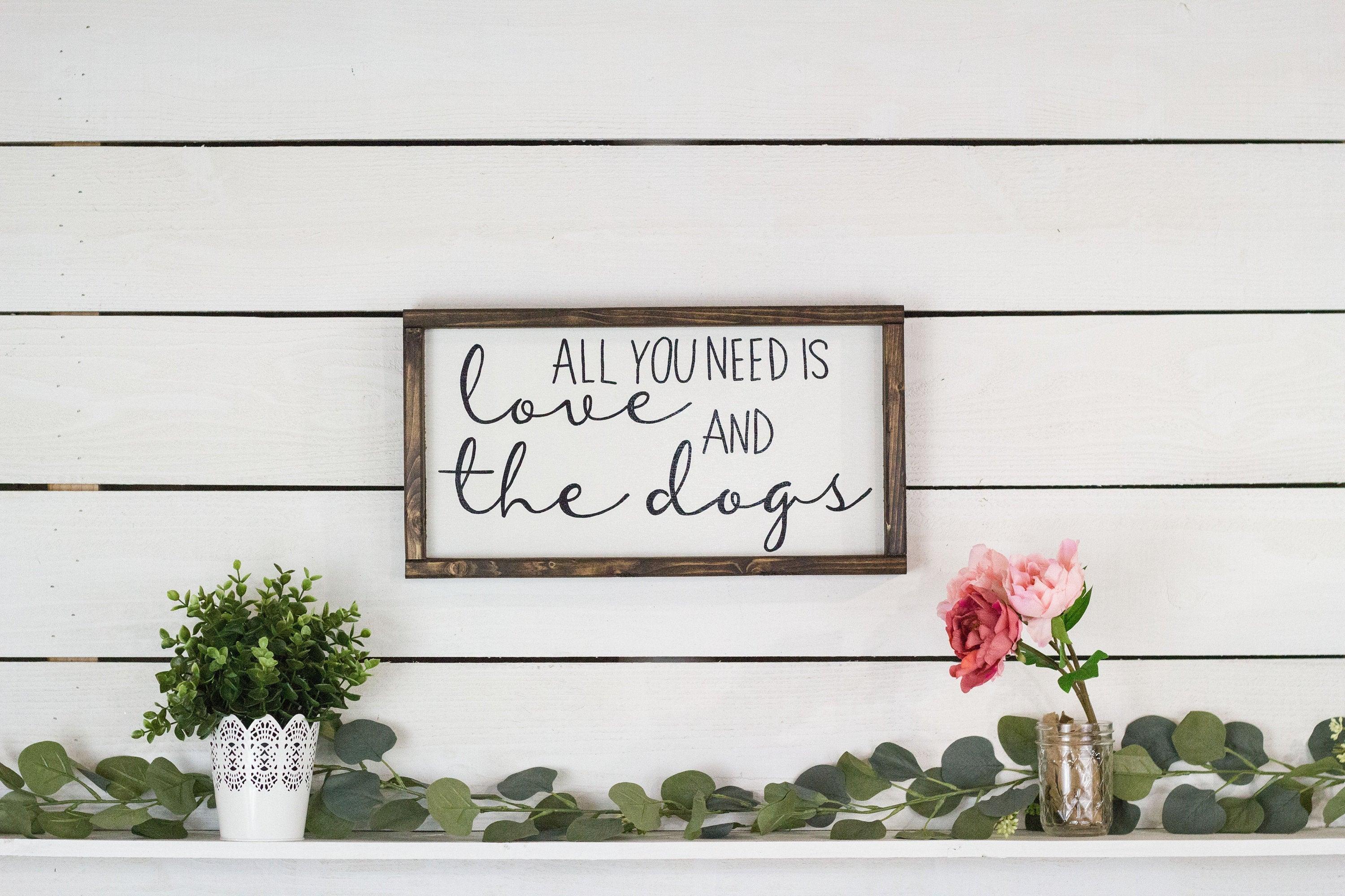 All you need is love and the dogs - PRHOMZ