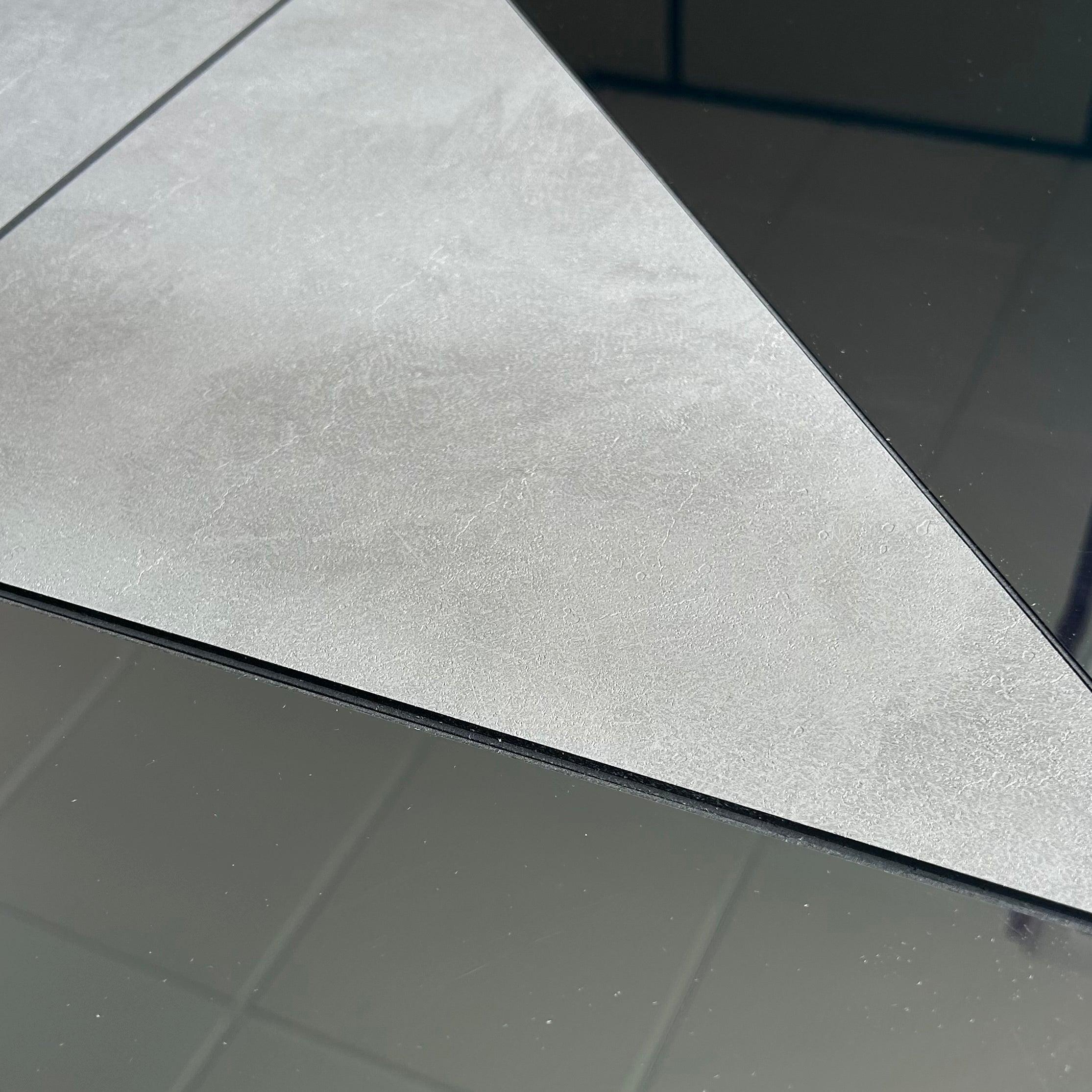 Triangle in Concrete & Silver Mirror - PRHOMZ