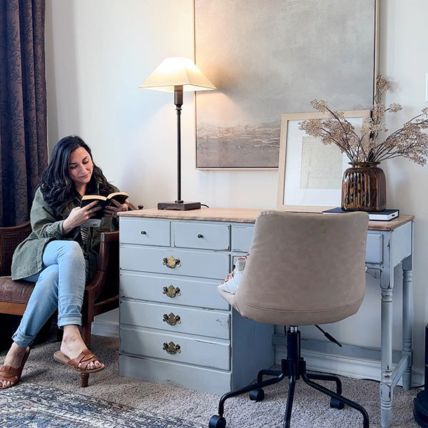 36 Inch Ivory Adjustable Table Lamp