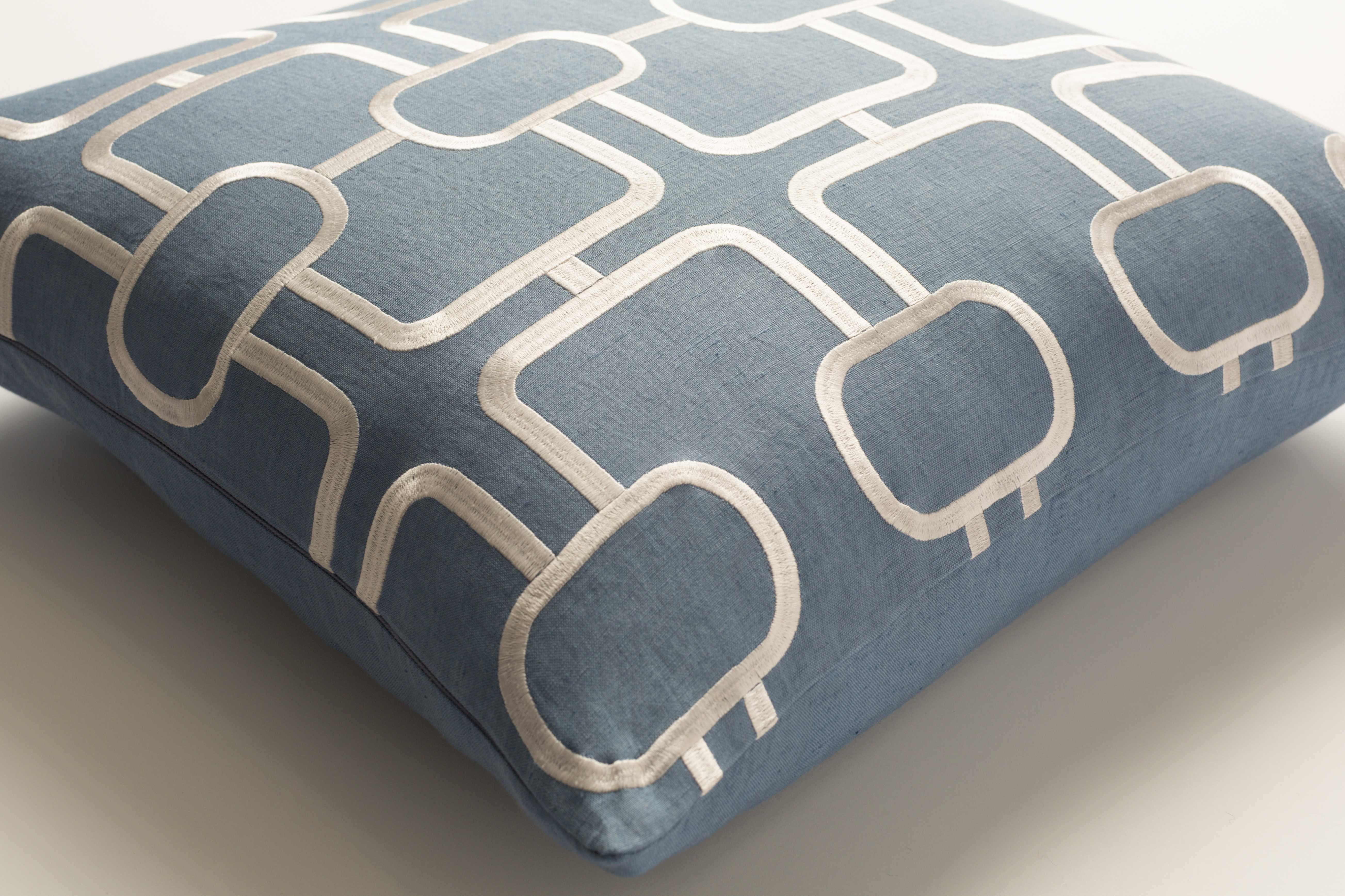 Lowood Throw Pillow - Clearance - PRHOMZ