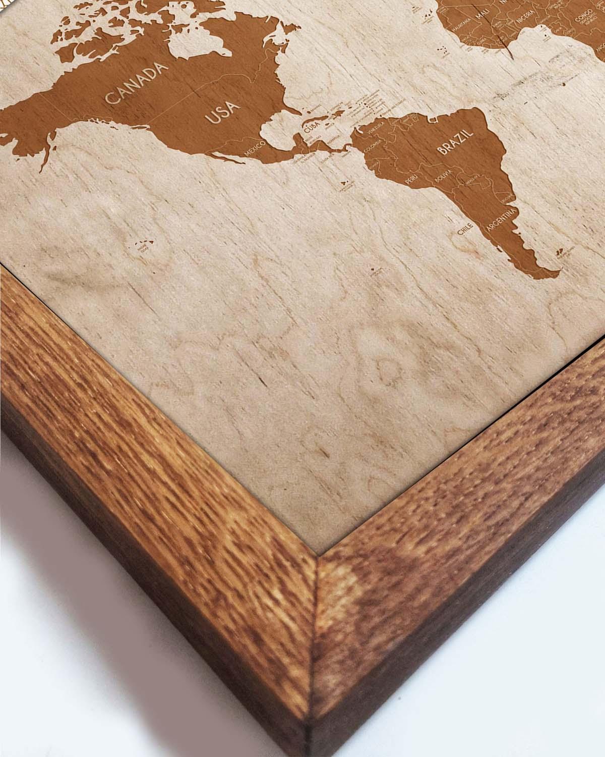Wooden World Map in an oak frame - PRHOMZ