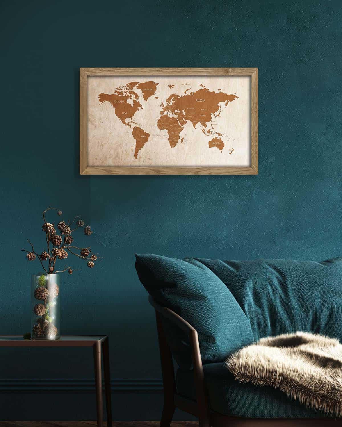 Wooden World Map in an oak frame - PRHOMZ