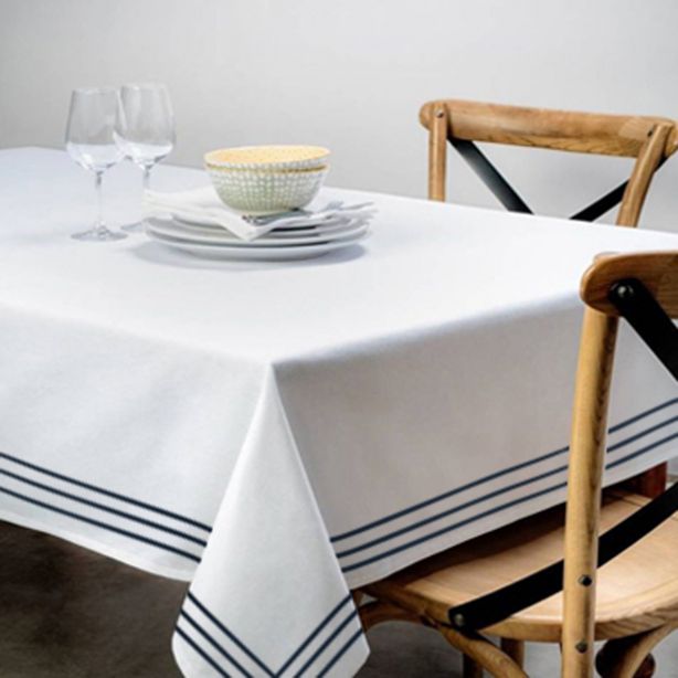 Triple Embroidery Border Sateen Cotton Solid Table Cloth