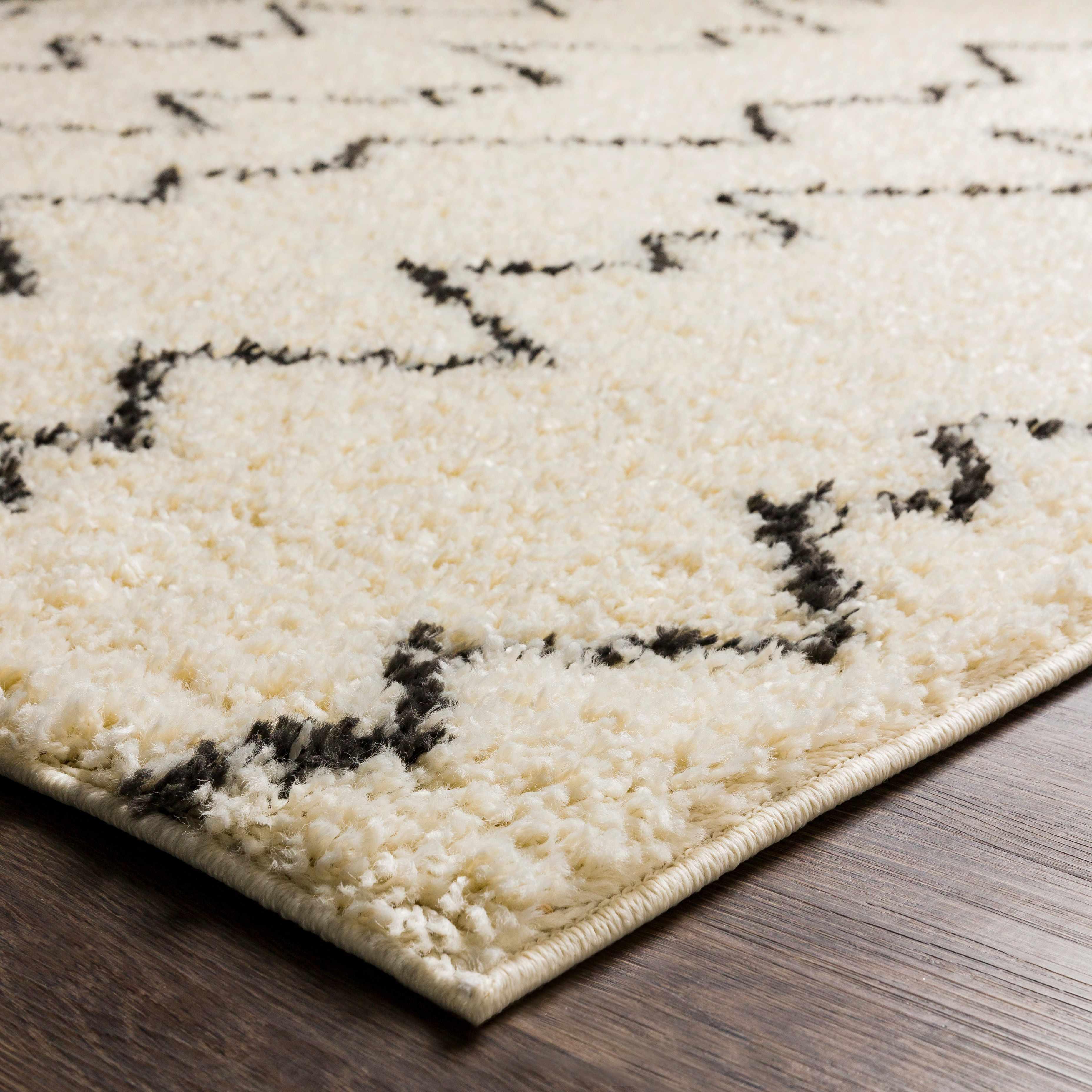 Saggart Area Rug - Clearance - PRHOMZ