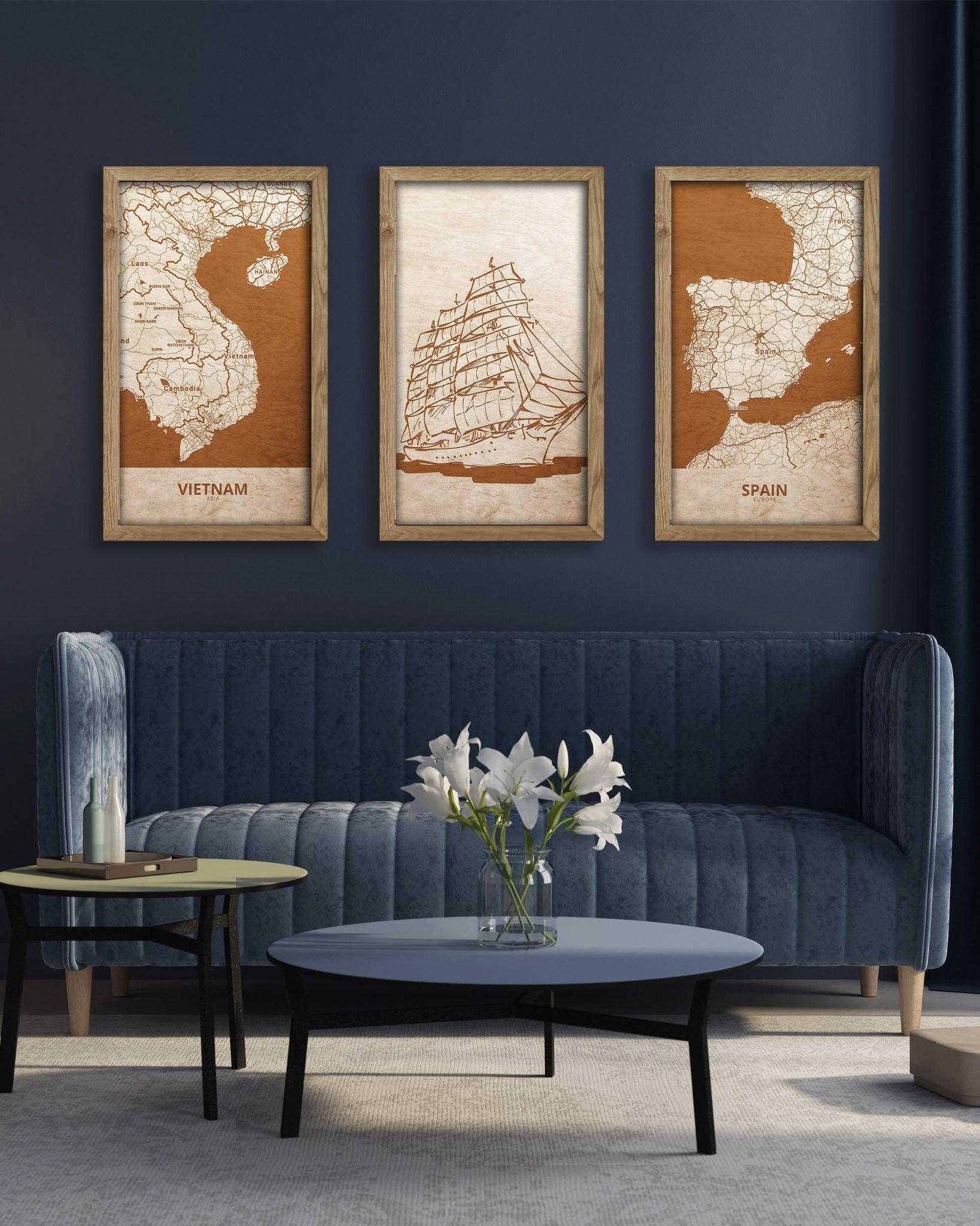 Wooden picture of Sailing ship in an oak frame - PRHOMZ