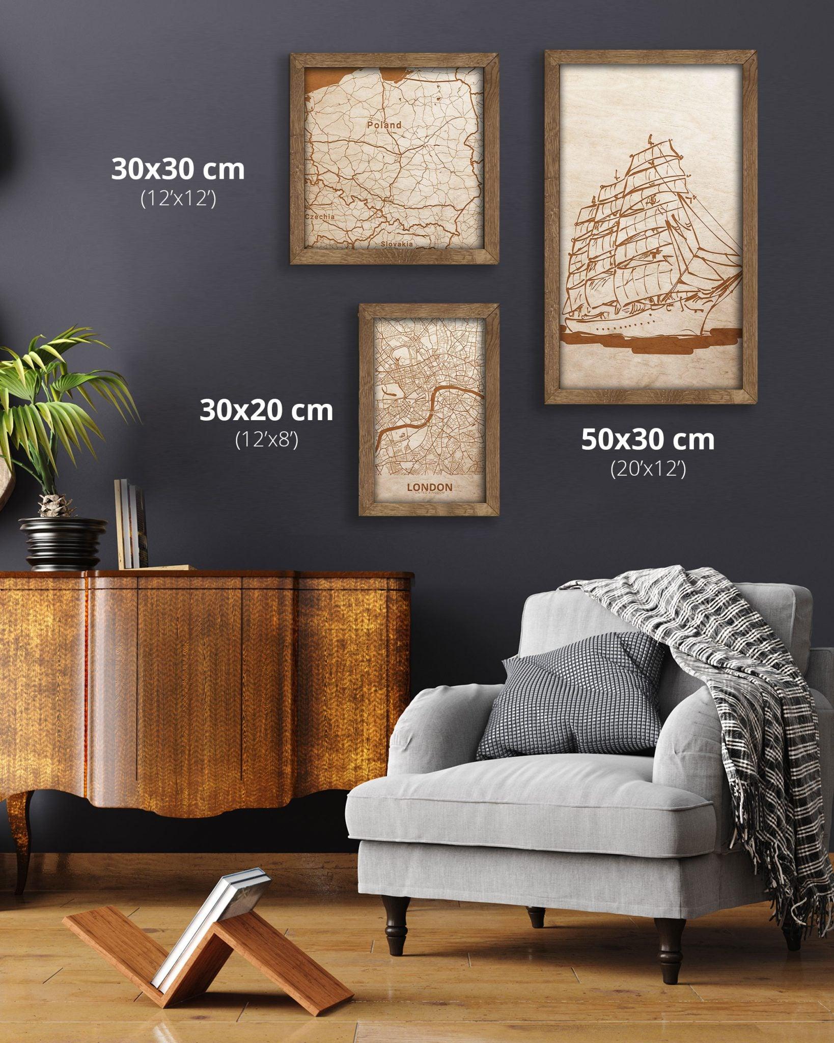 Wooden picture of Sailing ship in an oak frame - PRHOMZ