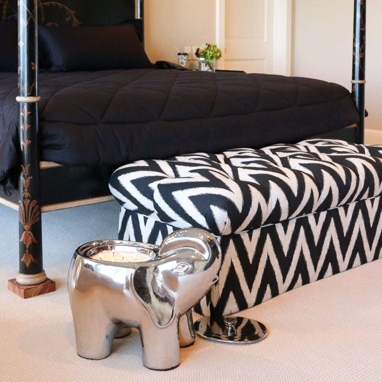 Silver Grand Elephant Candle-1