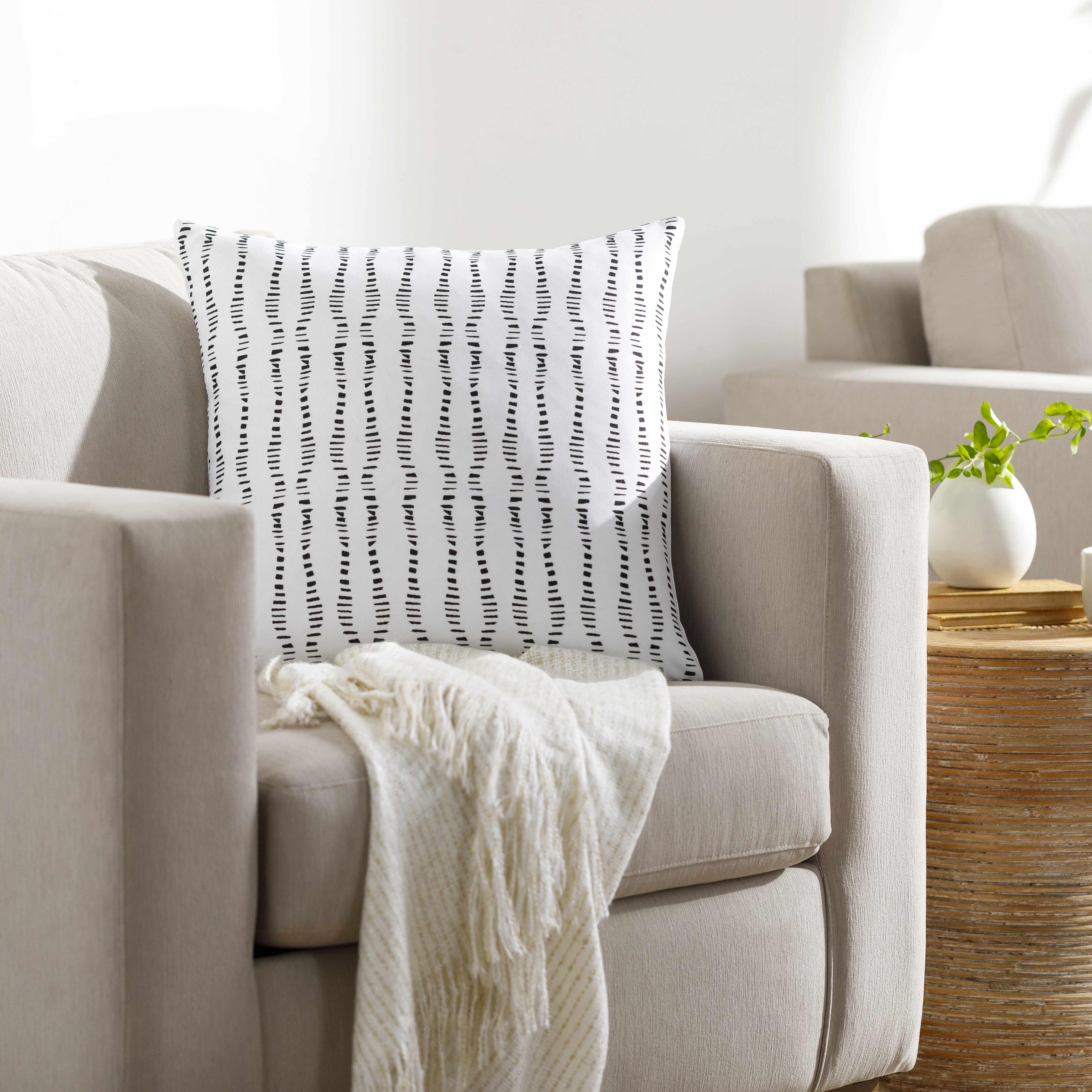 Kurou Throw Pillow-1