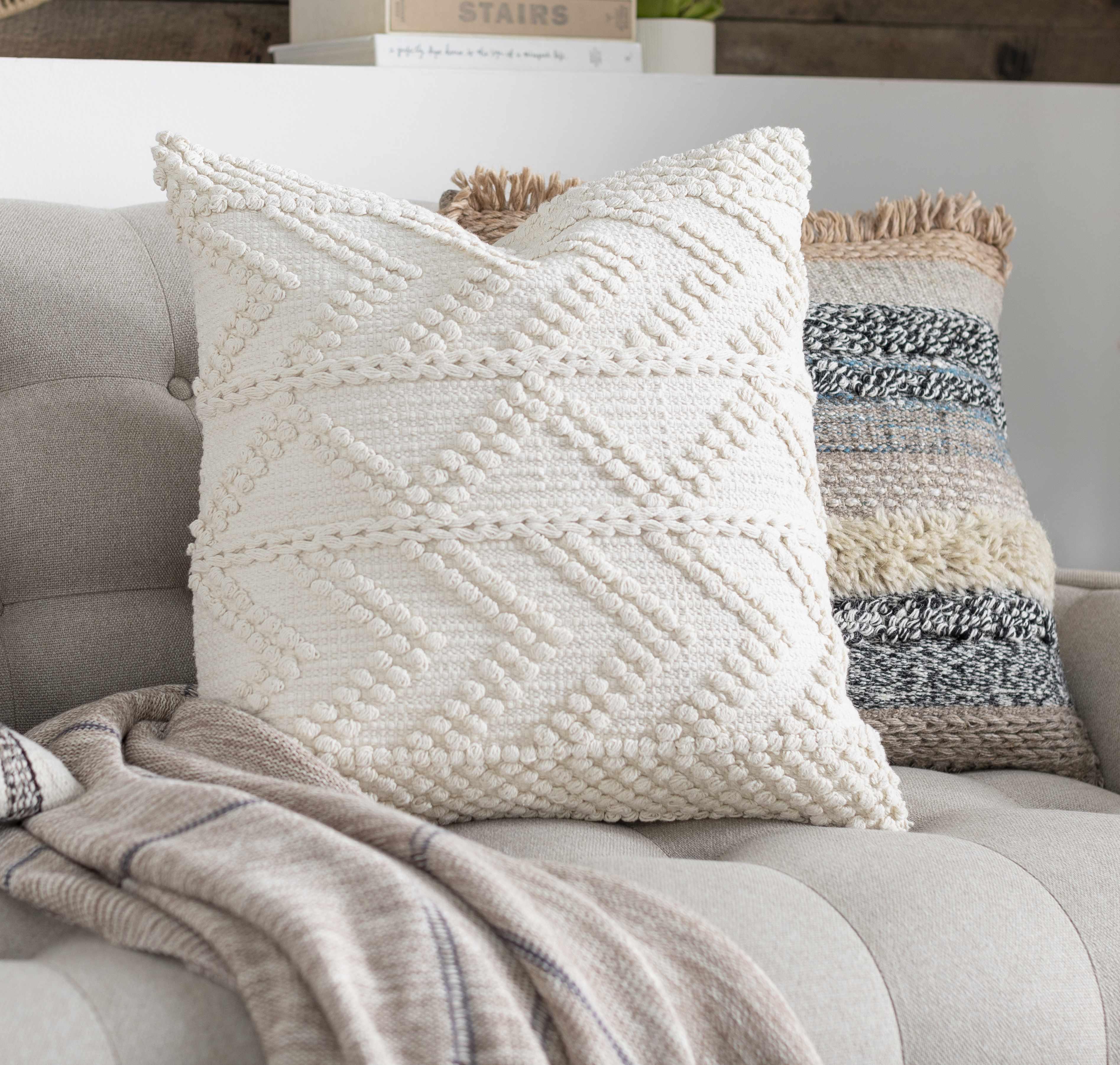Sumiton White Textured Crochet Cotton Throw Pillow - PRHOMZ