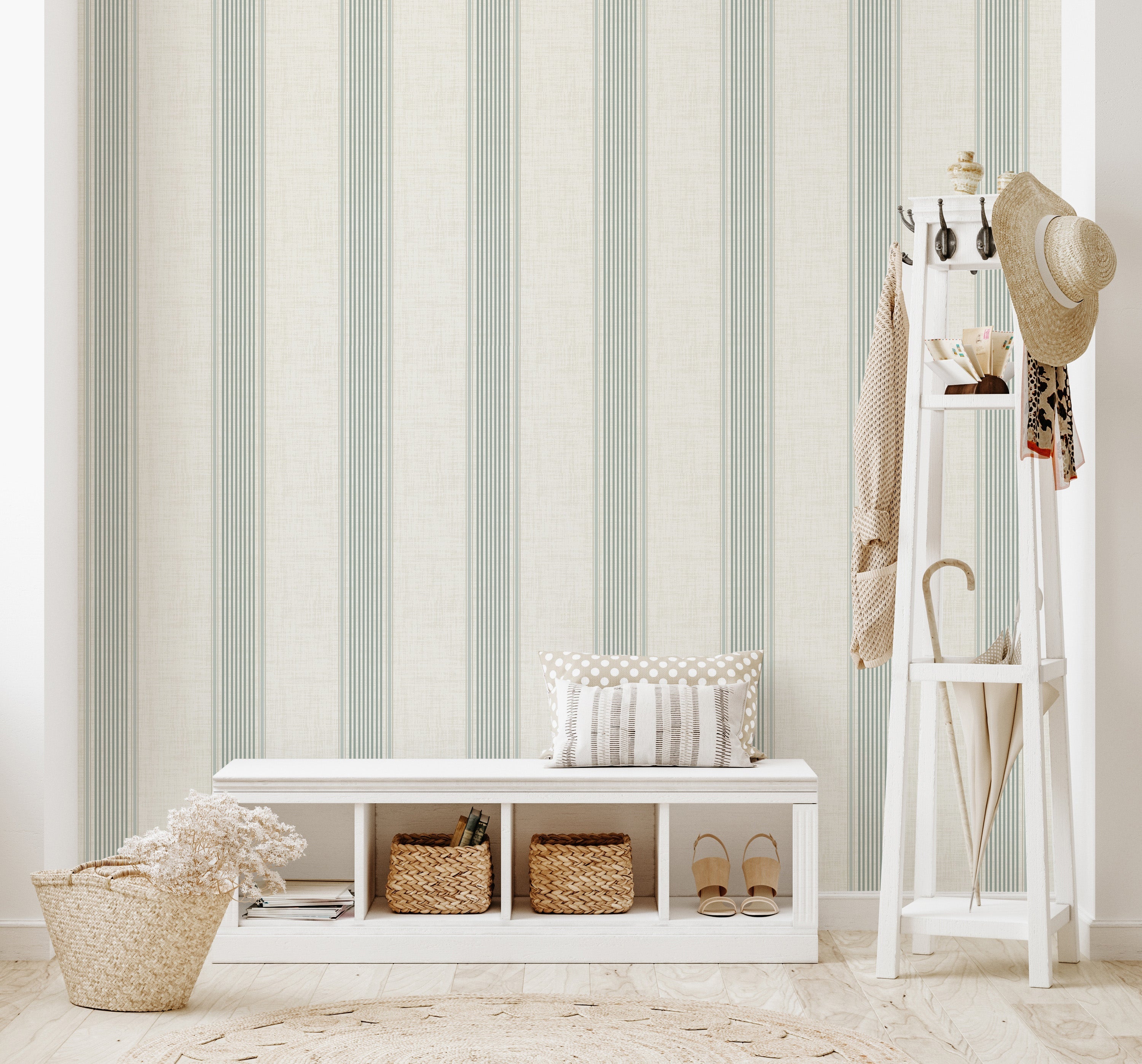 Garrick Wallpaper by The Rosenborg Company