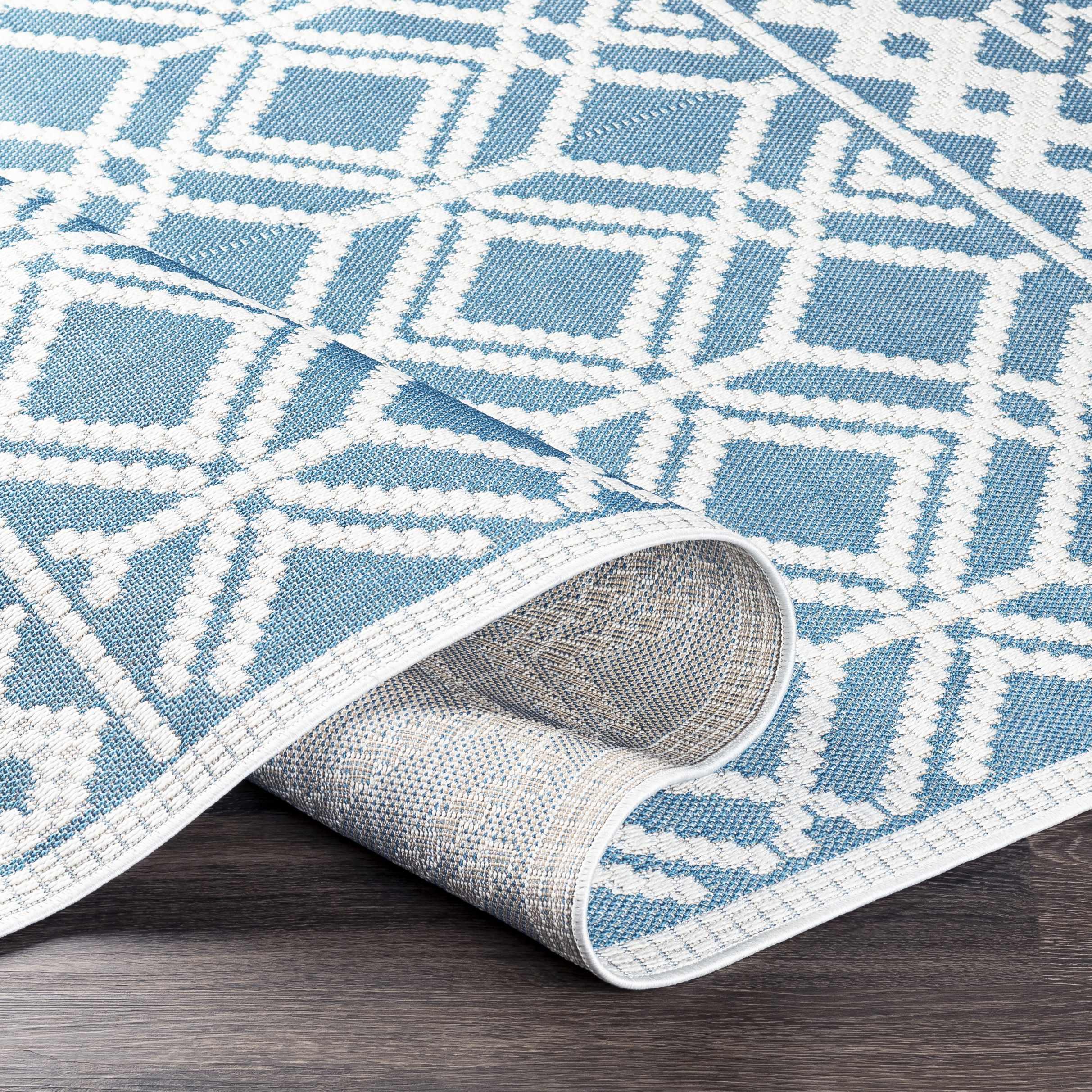 Wingina 8x10 Ice Blue Trellis Rug - Clearance - PRHOMZ