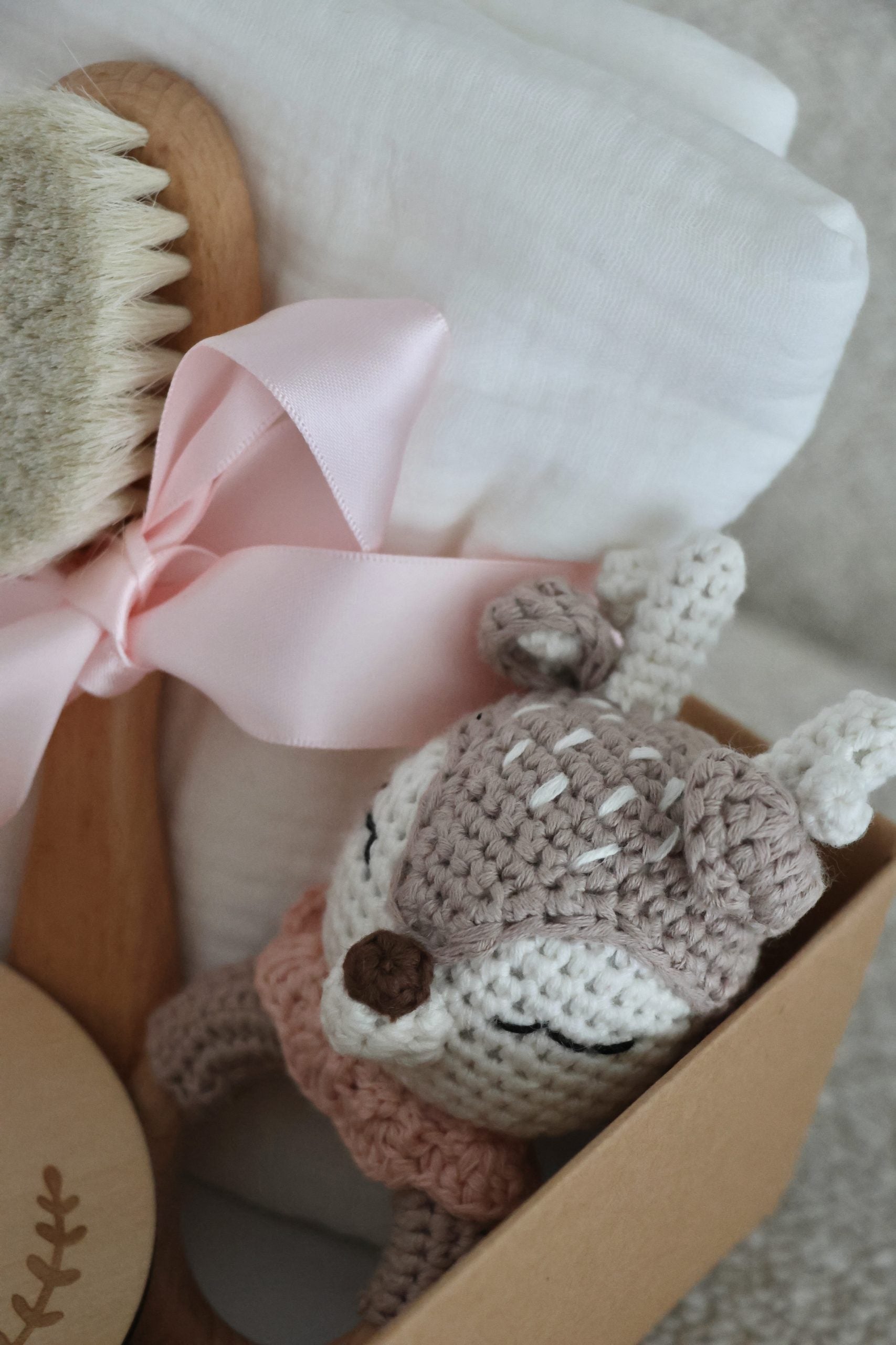 Crochet Giftbox Deer-1