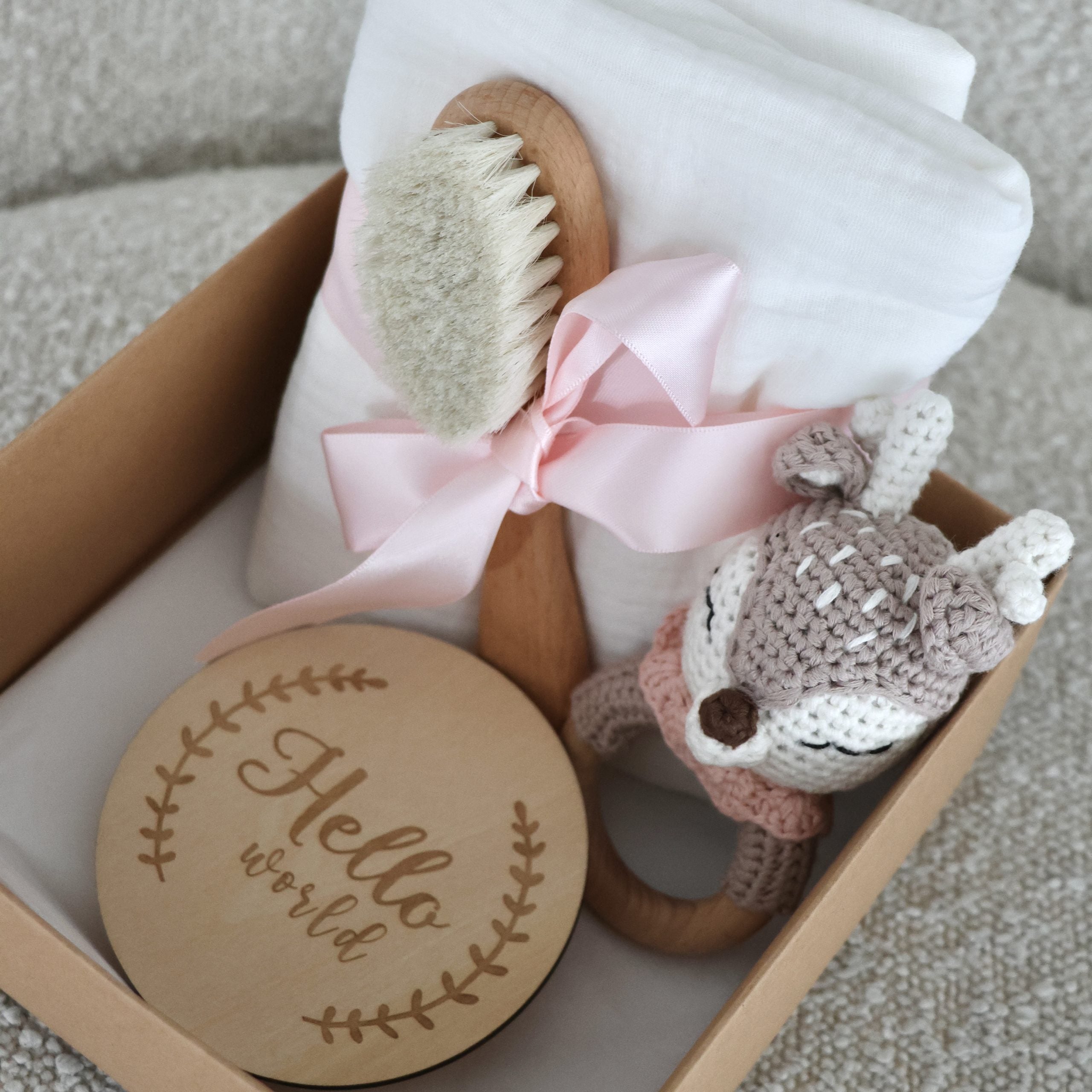 Crochet Giftbox Deer-3