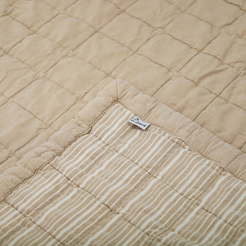 ANNA CARAMEL LAVE reversible baby blanket