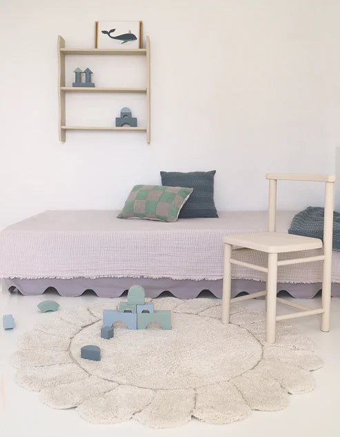 GABRIELLE Round washable cotton children's bedroom rug with ‘petals’ finish