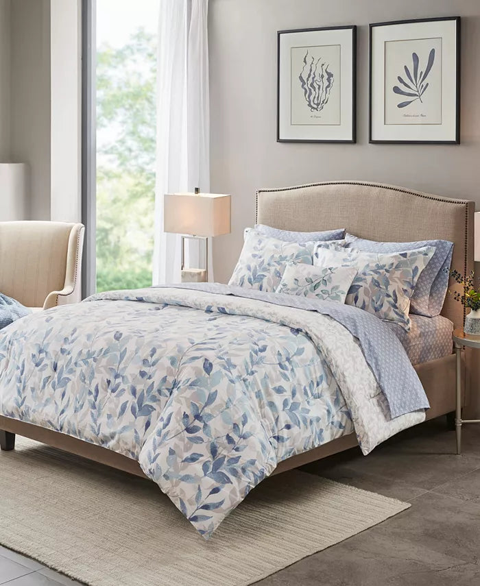 Madison Park Essentials Queen Thelma Reversible Comforter Set with Bed Sheets