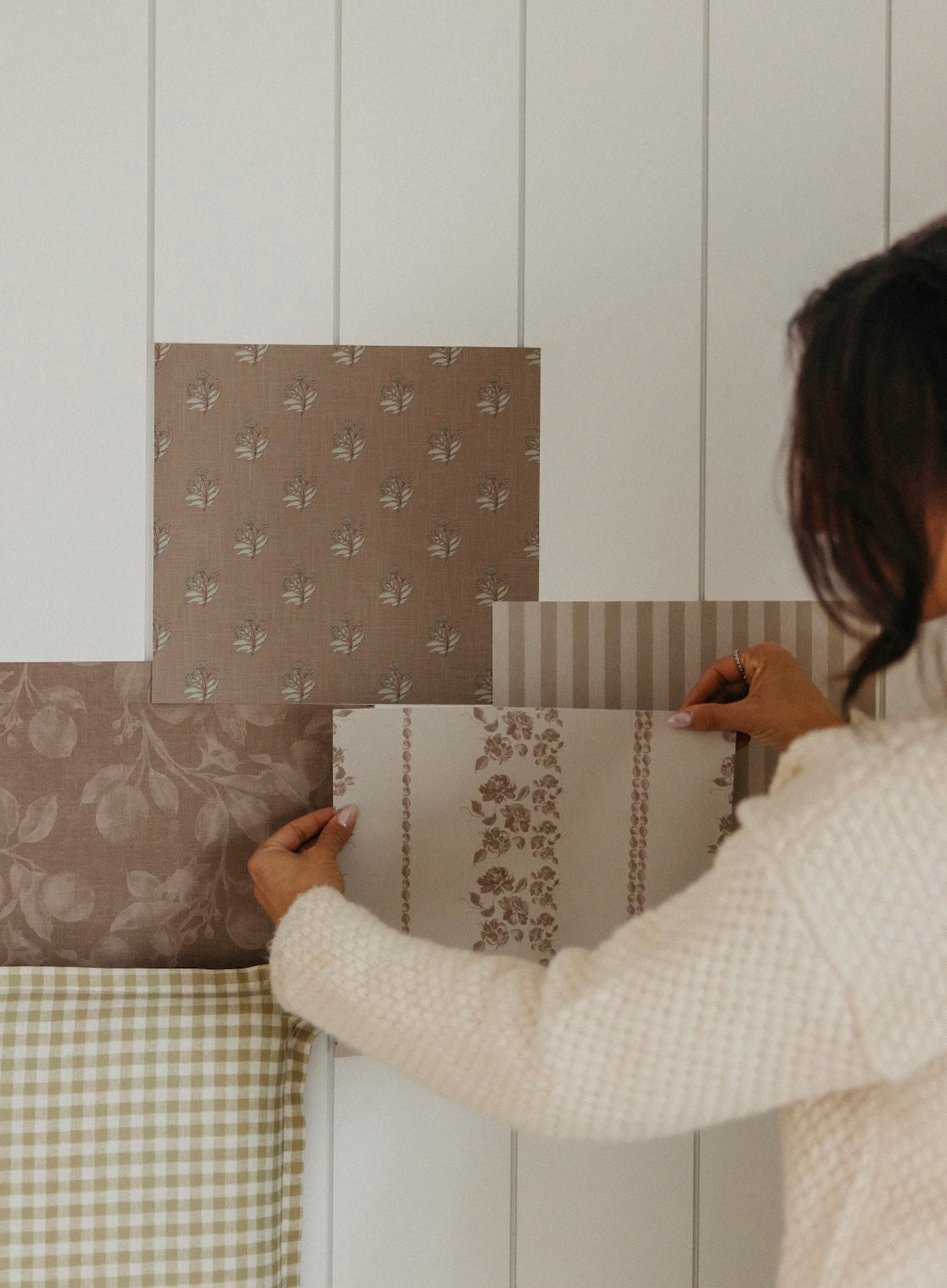 Somerset Fields Wallpaper by Safari Natalia x Taddy Mikelaites
