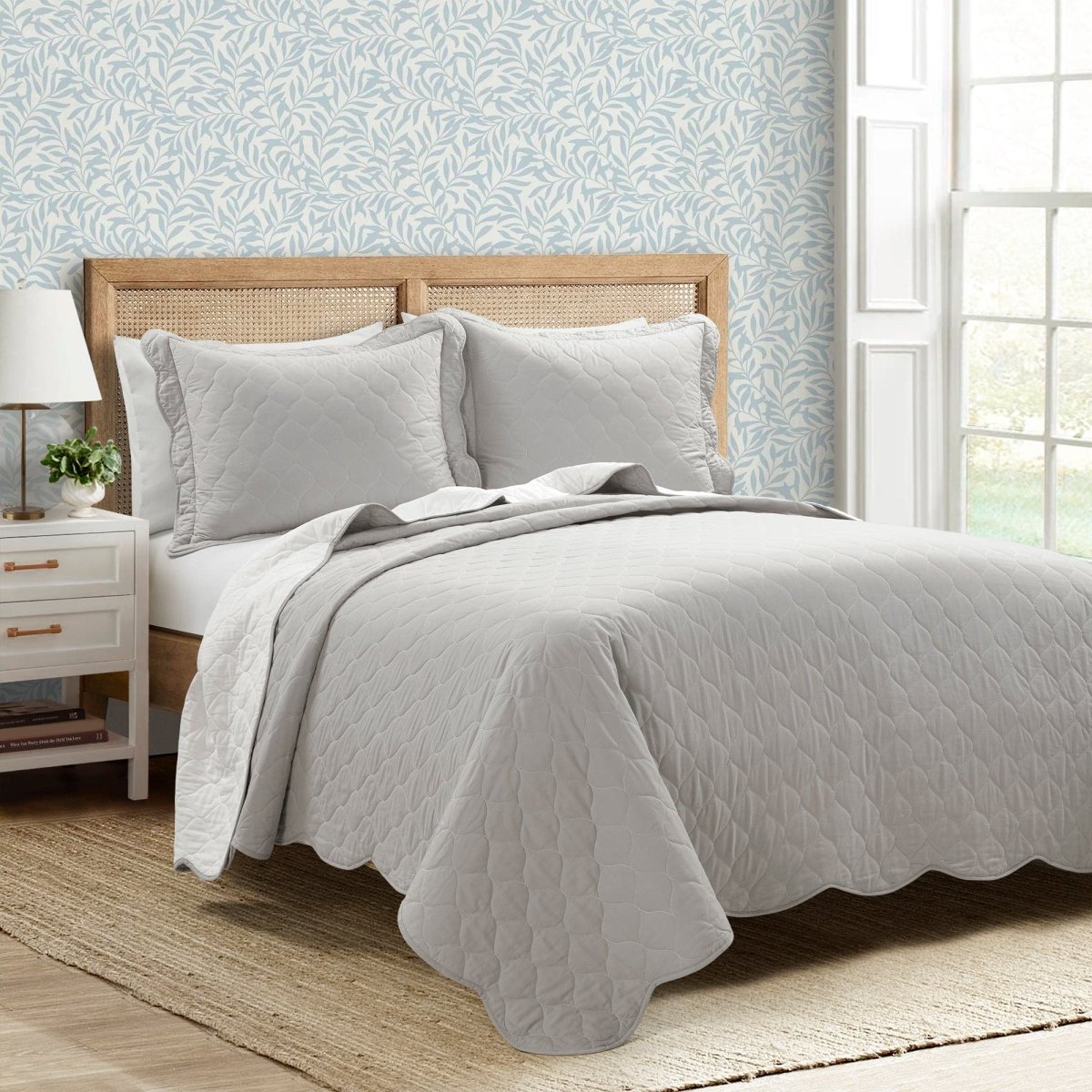 Coastal Chic Scalloped Edge Reversible Quilt 3 Piece Set